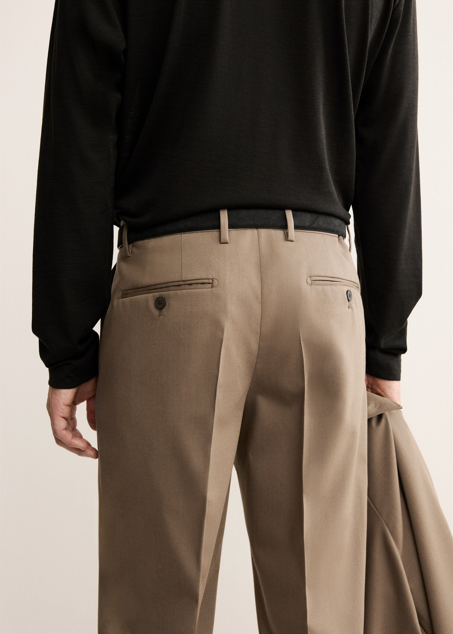 100% virgin wool pleated trousers - Details of the article 6