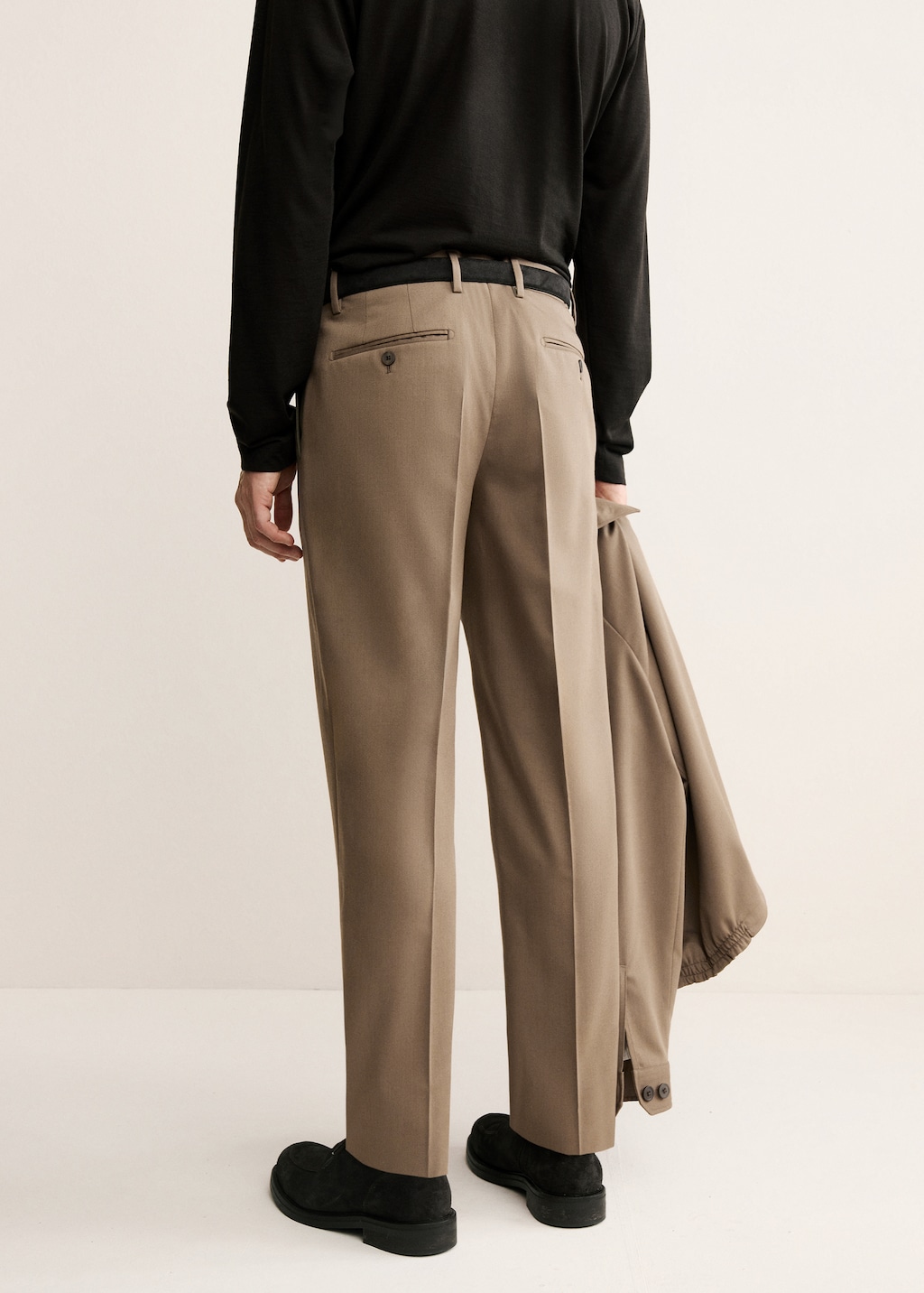 100% virgin wool pleated pants