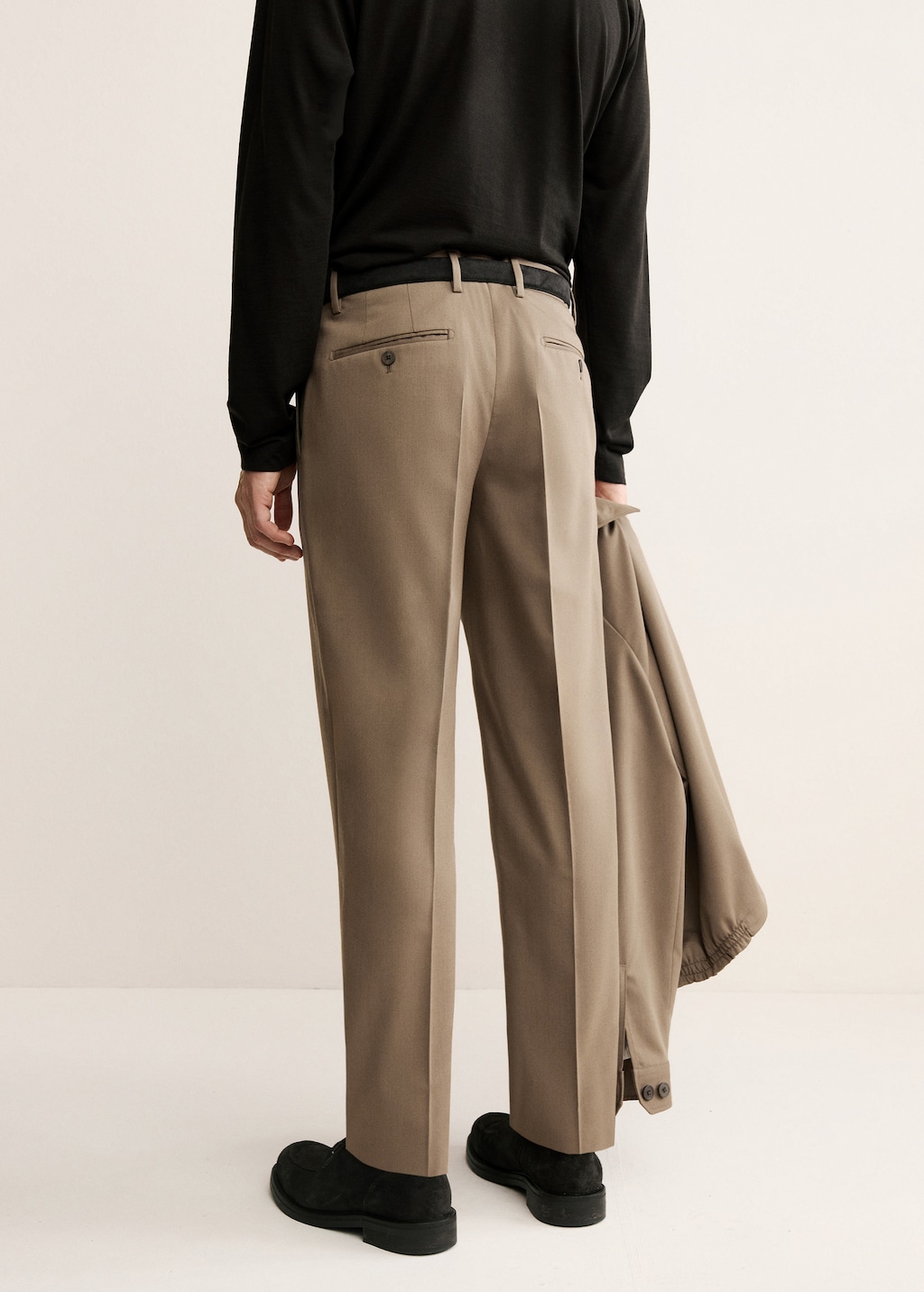 100% virgin wool pleated pants