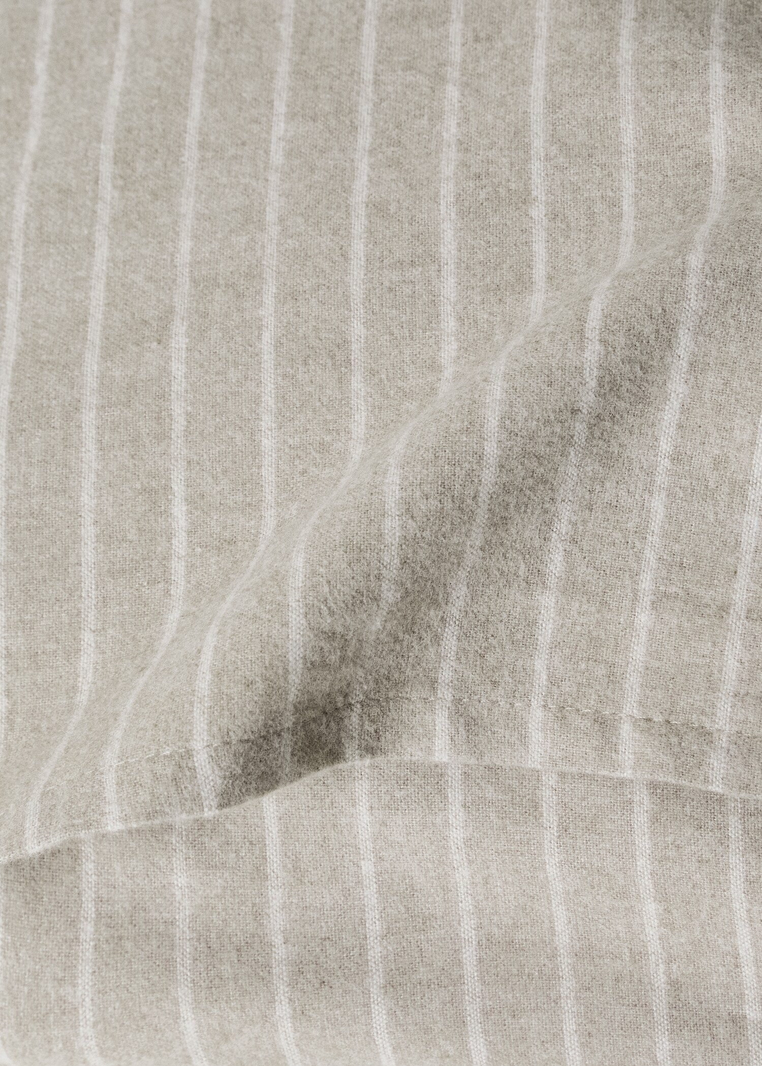 Melange cotton flannel pillowcase with fine-striped yarn 50x75cm - Details of the article 2