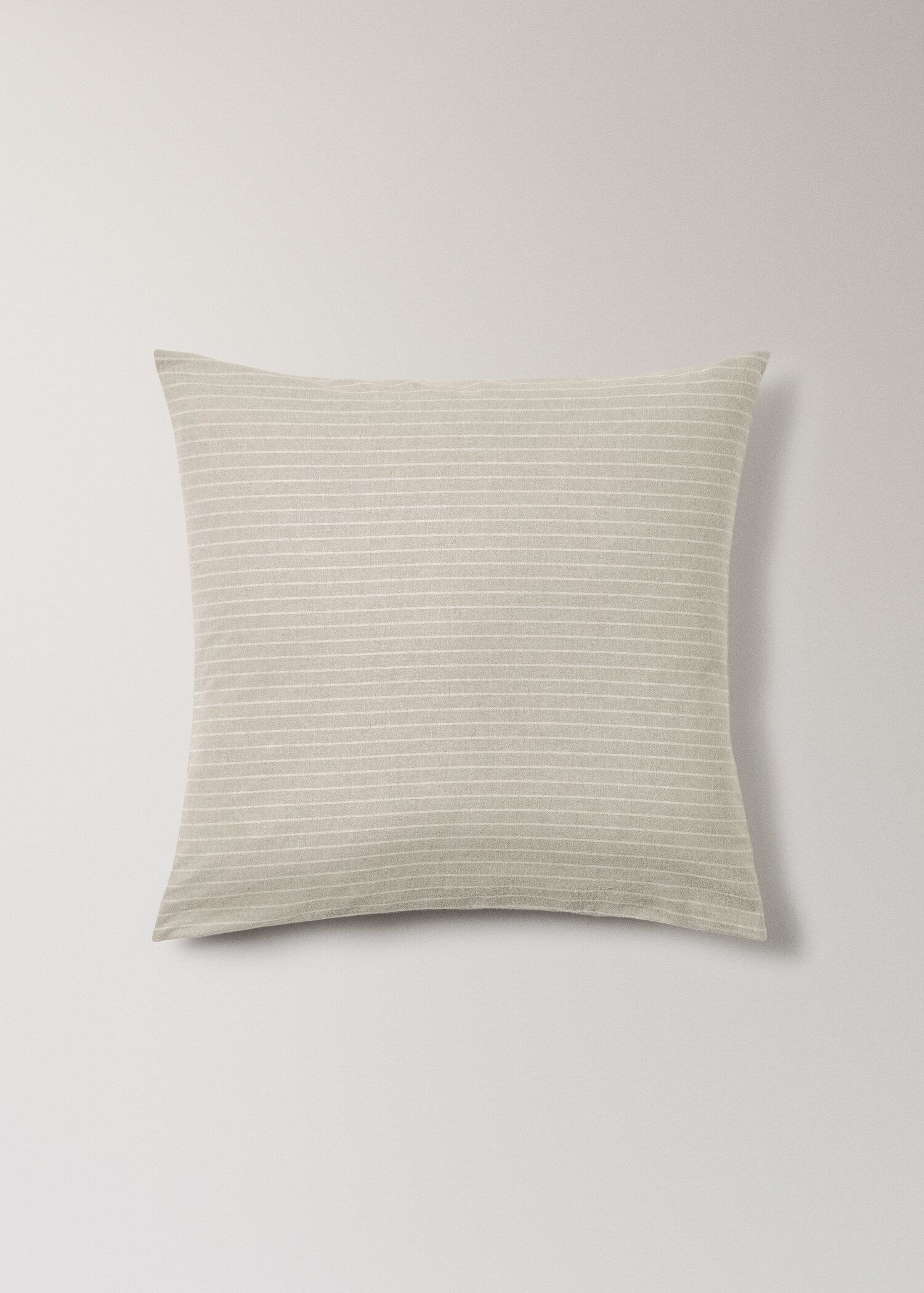Kissenbezug aus Baumwollflanell mit Melange-Garn und feinen Streifen, 60x60cm - Artikel ohne Model