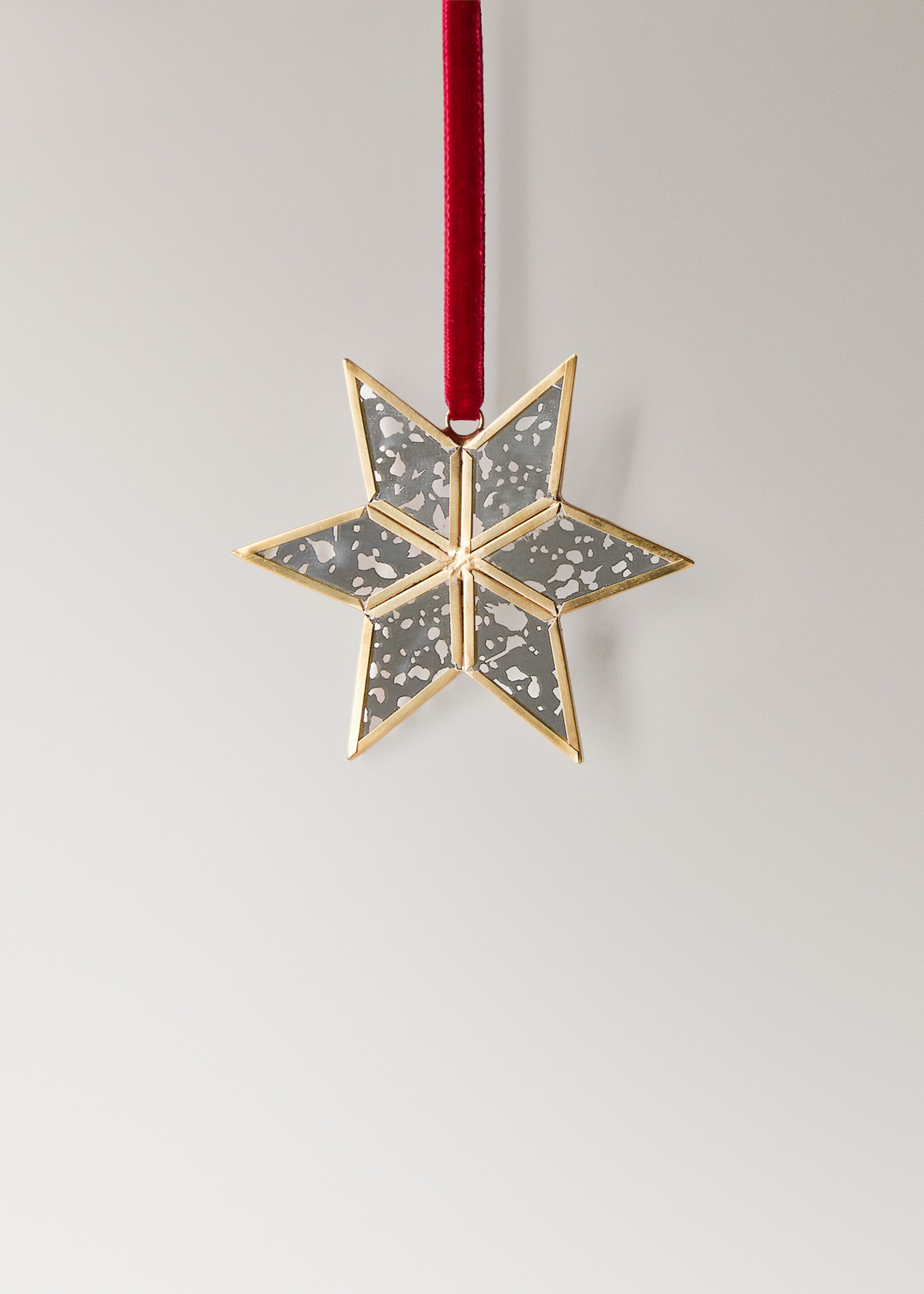 Set ornament stea de cristal - Articol fără model, Auriu. Ref: 17018288-00.