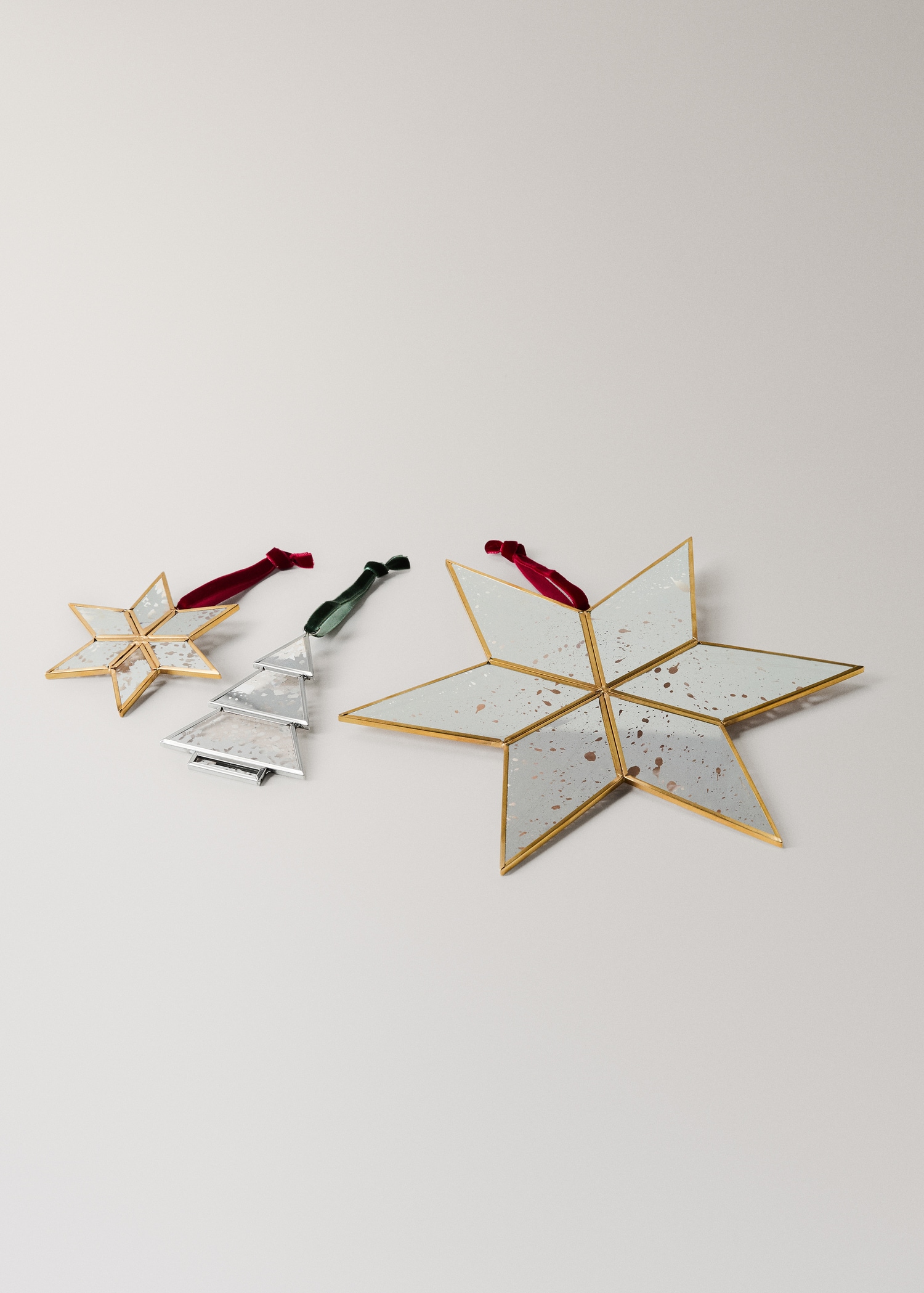 Set of crystal tree decorations - Details of the article 3