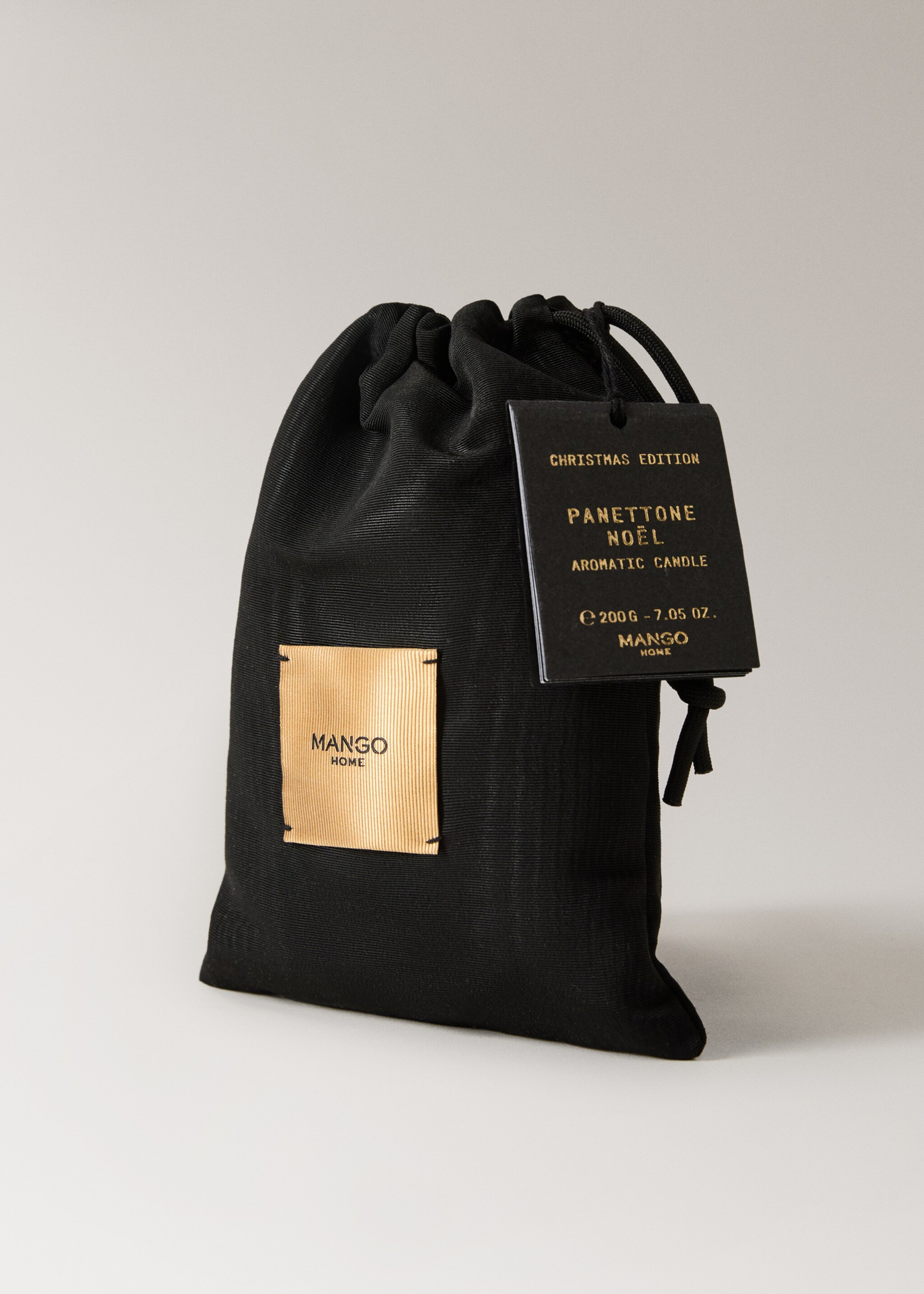 Panettone Noël scented candle - Details of the article 2, Gold. Ref: 17018296-00.