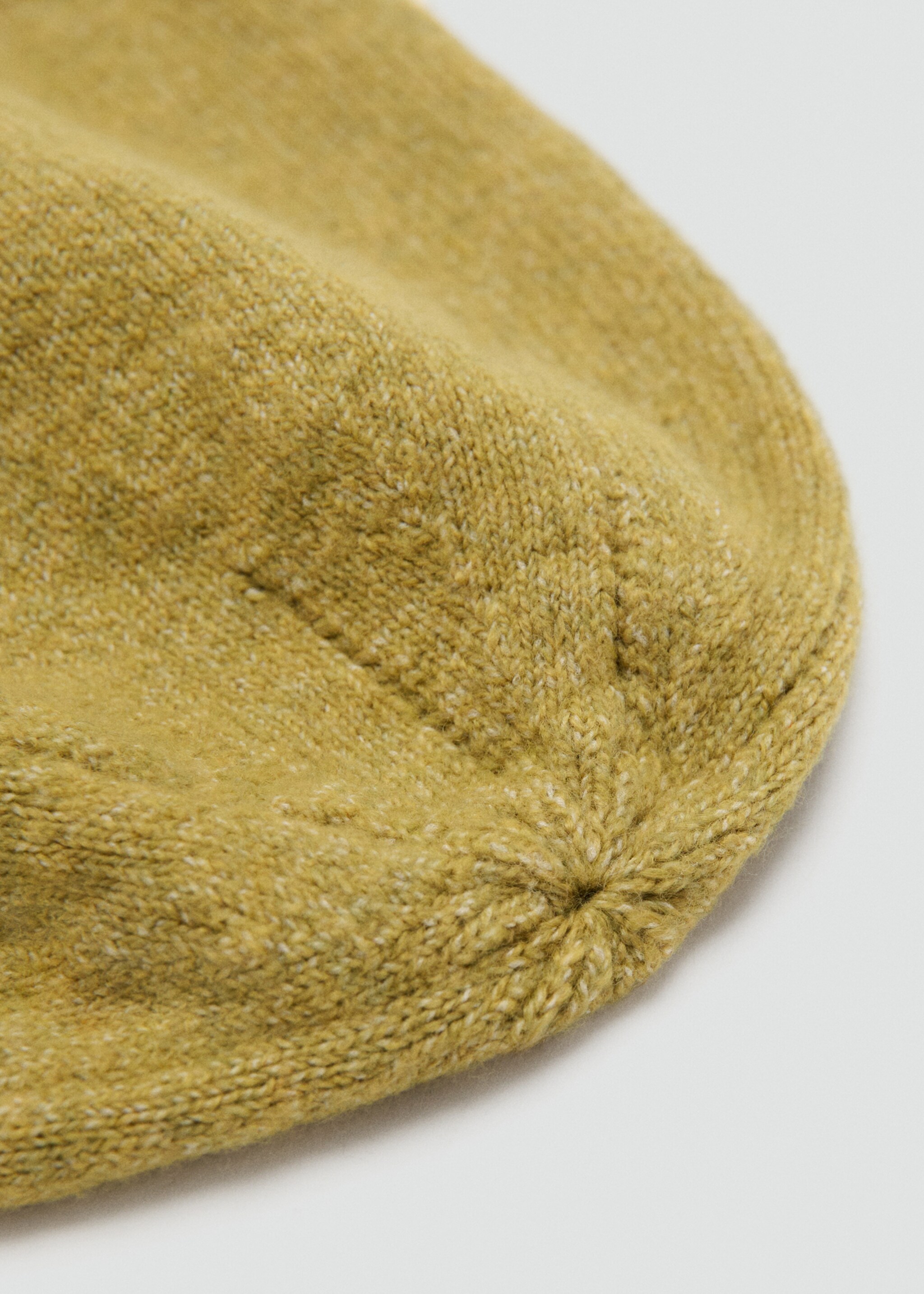 Knitted bonnet - Medium plane, Green. Ref: 17018633-00.