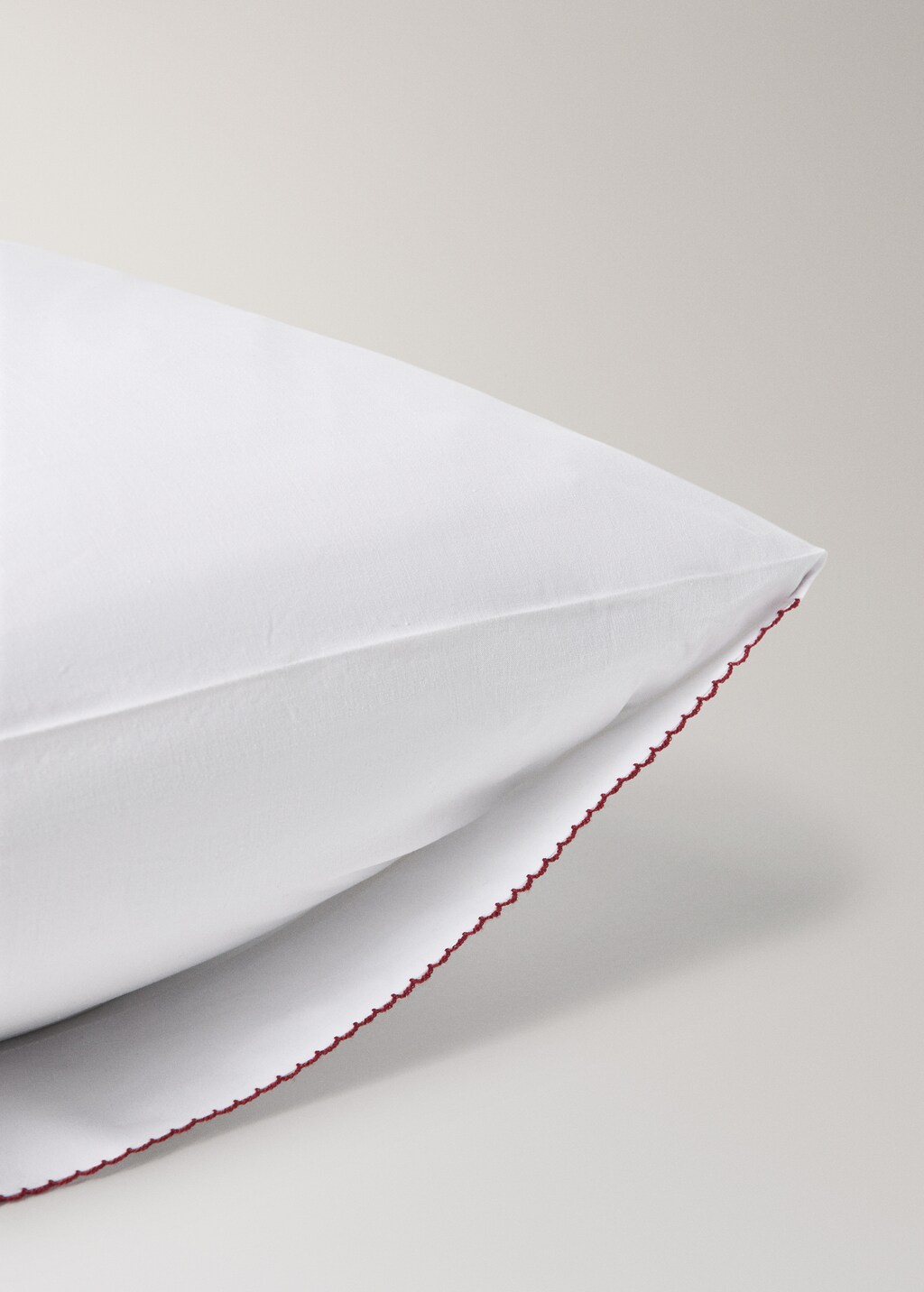 Percale cotton children's pillowcase with contrasting picot detail 50x75cm