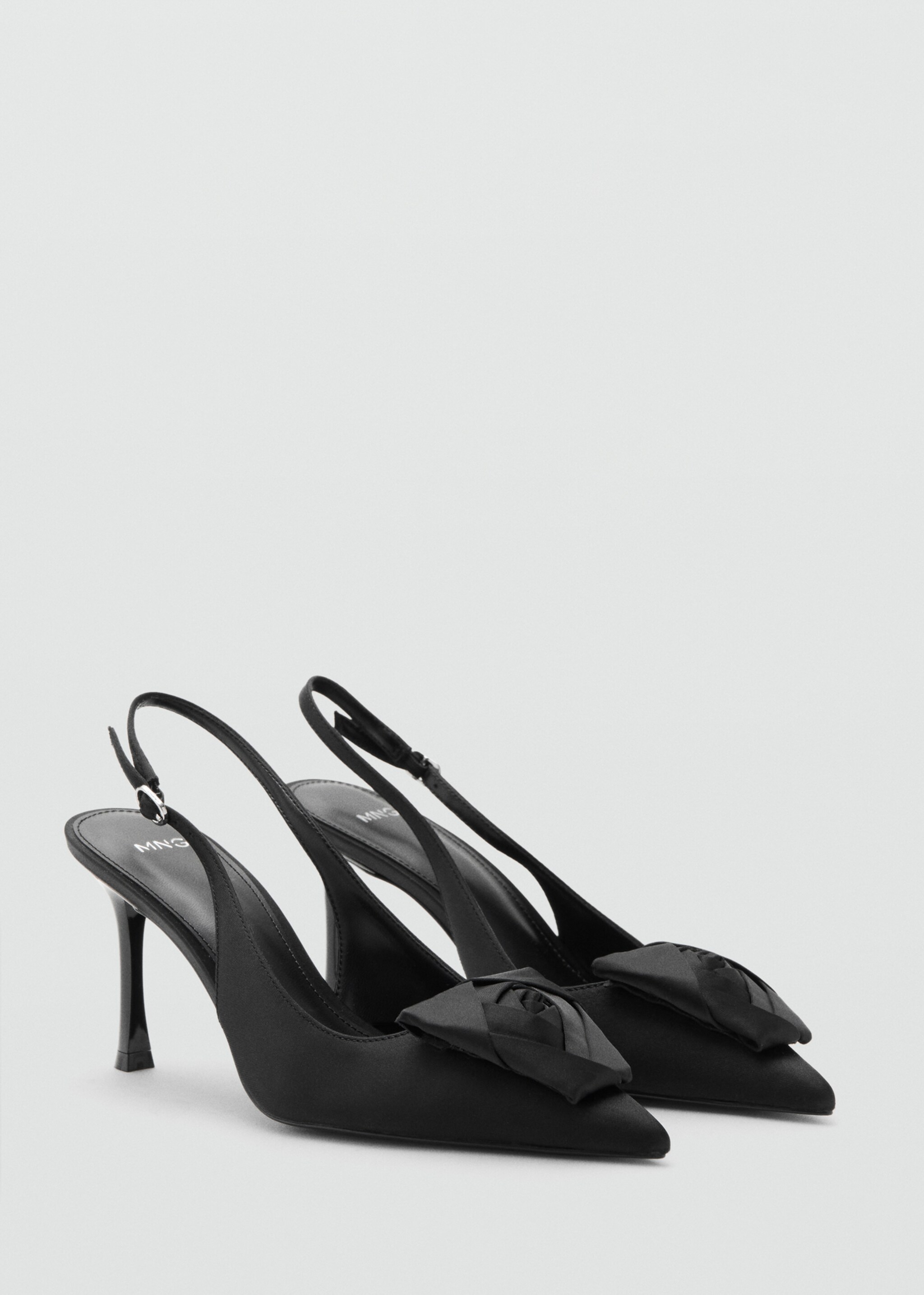 Satin floral shoe - Medium plane, Black. Ref: 17019102-00.