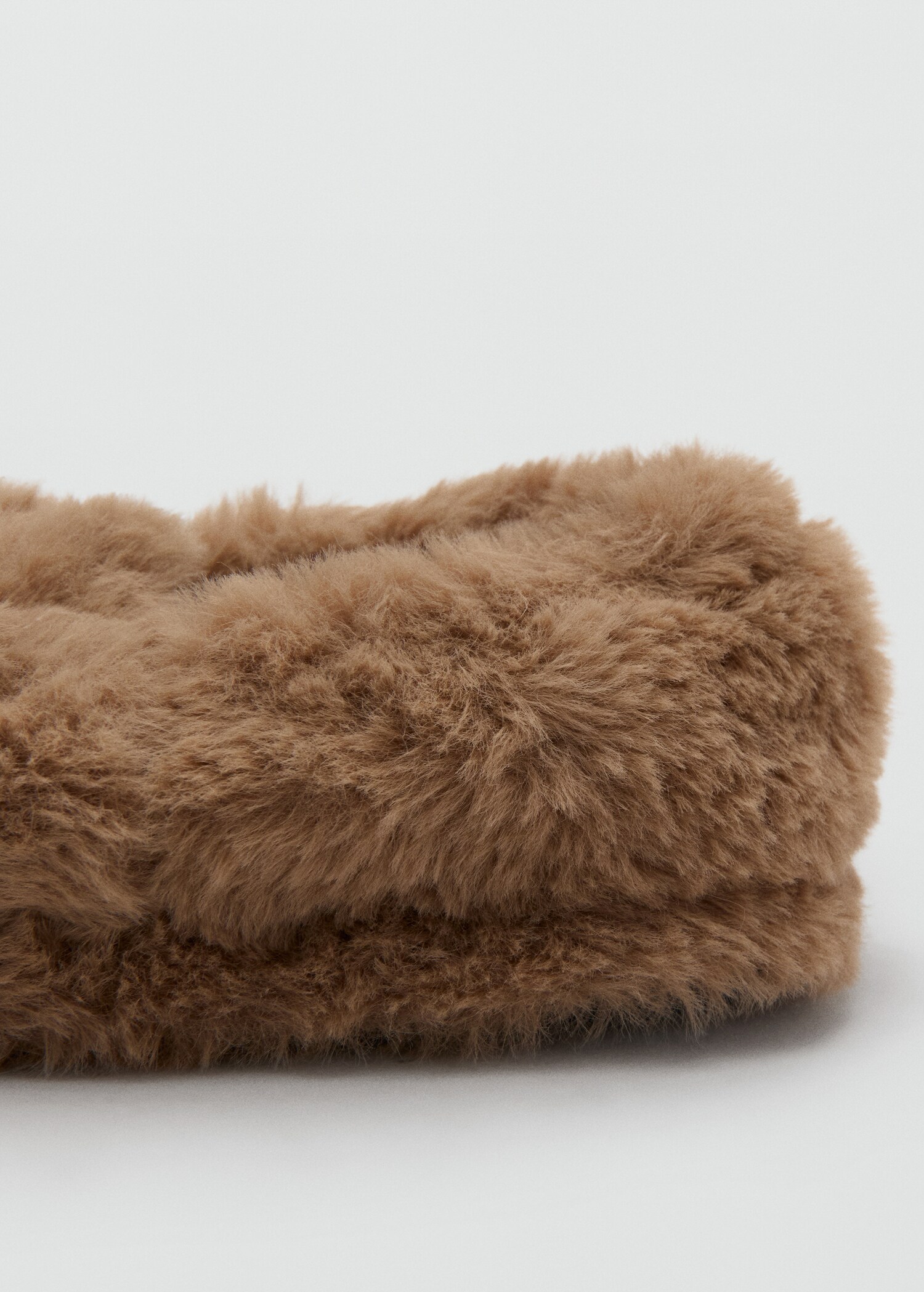 Bear slippers - Details of the article 2