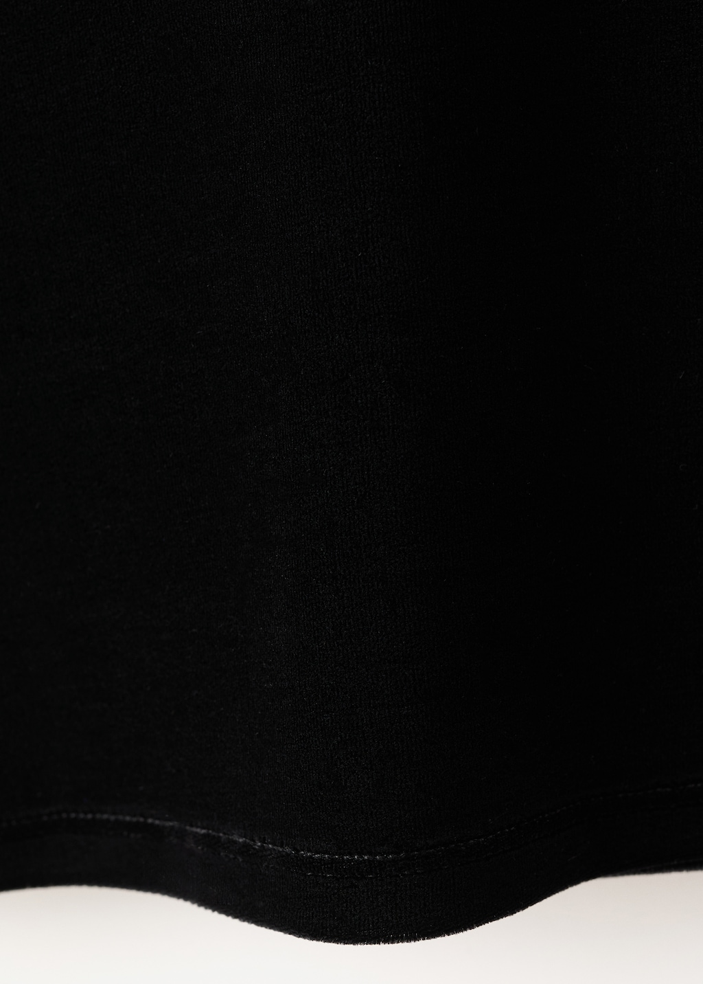 Velvet halter-neck top with toggle