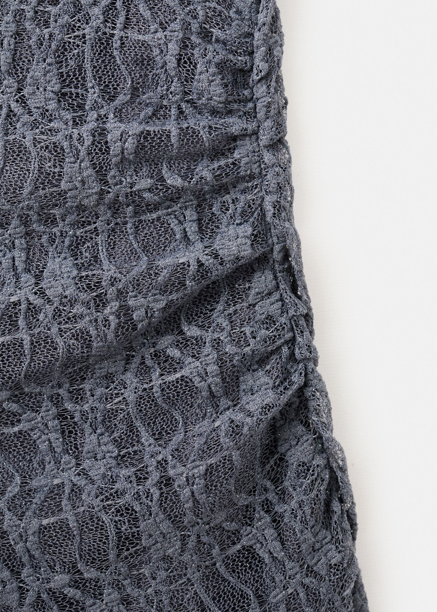 Asymmetrical neck lace top - Details of the article 8