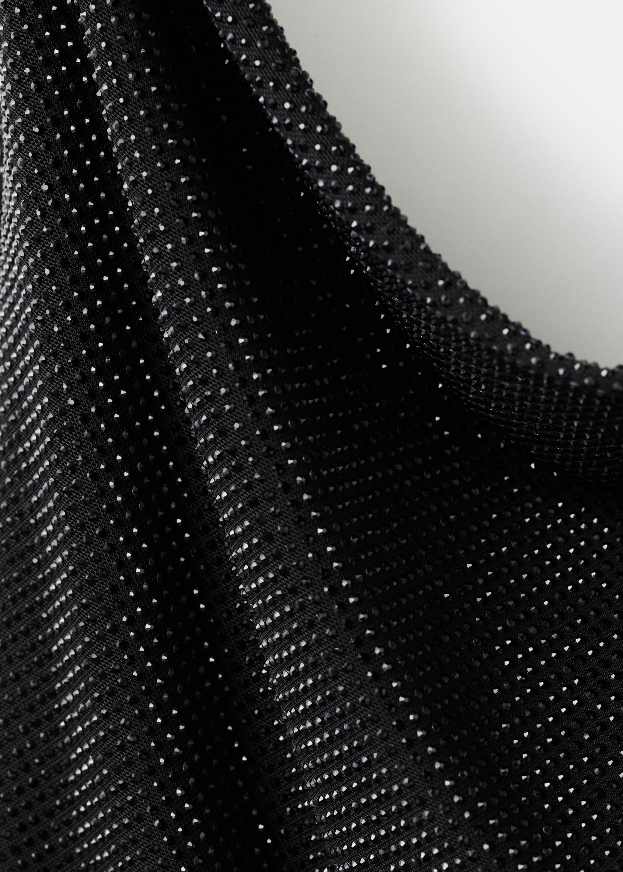 Top à encolure drapé avec strass - Détail de l'article 8, Noir. Ref: 17019119-00.