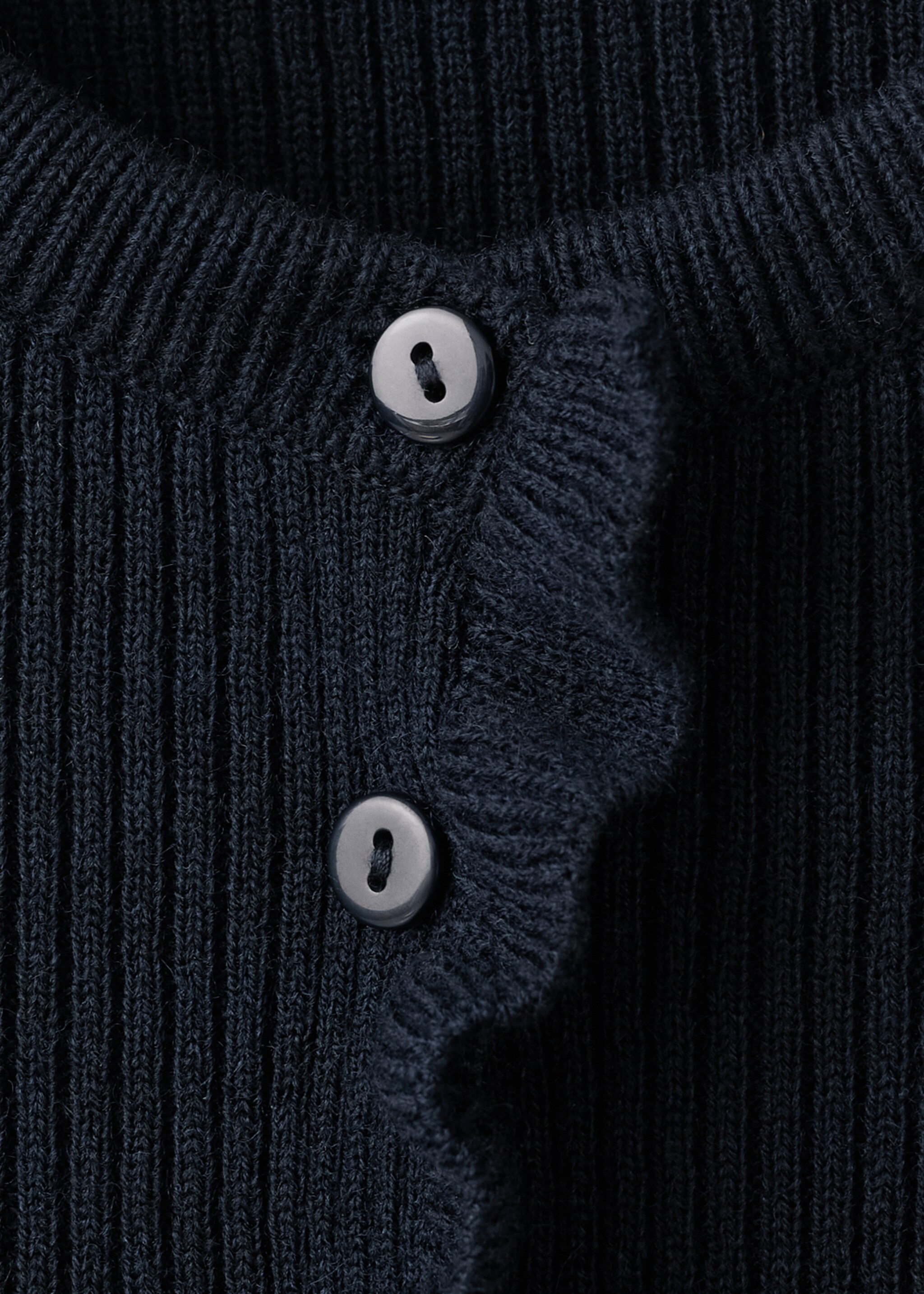 Scalloped edges cardigan - Details of the article 8, Navy. Ref: 17019122-00.