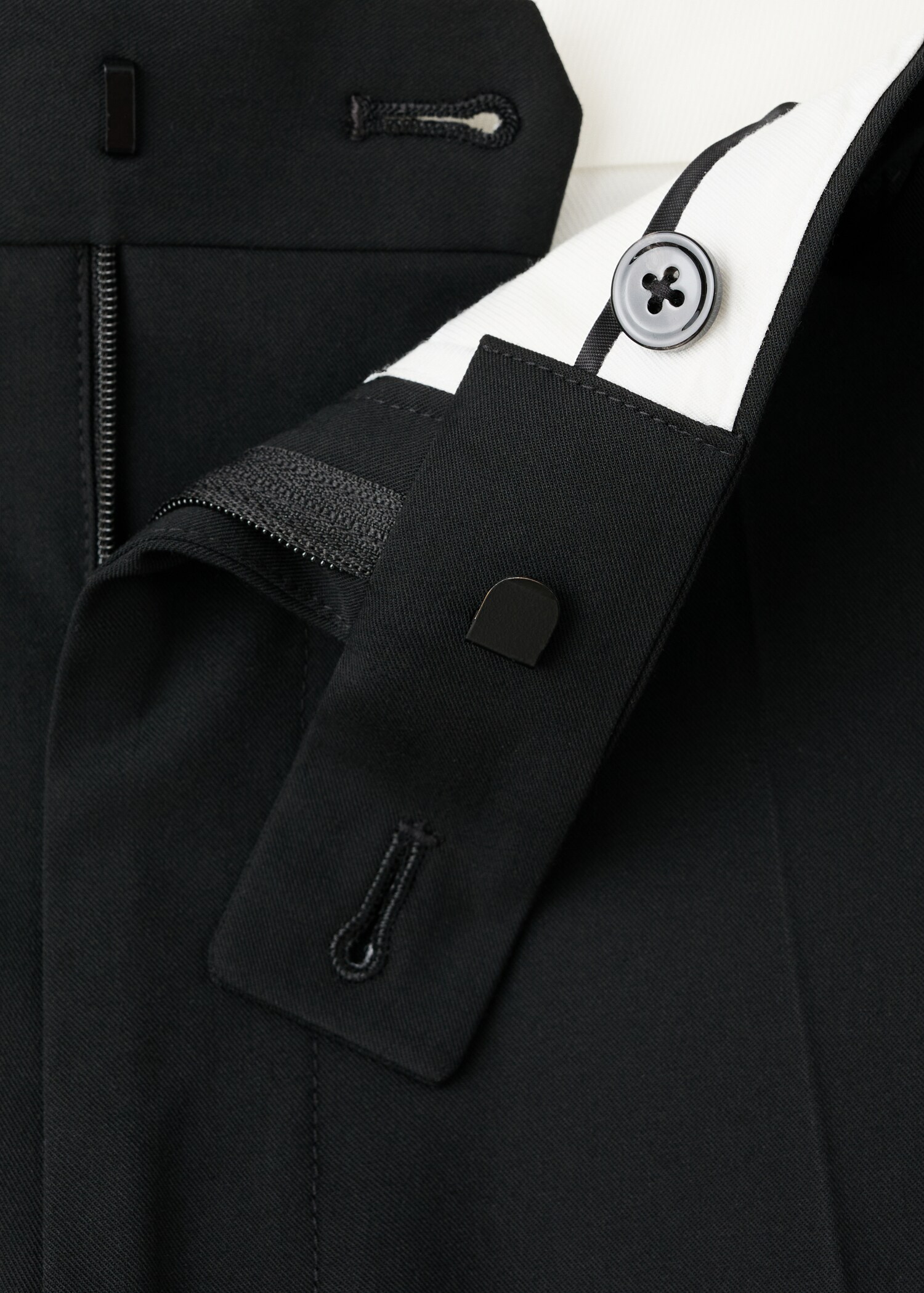London regular-fit trousers - Details of the article 8