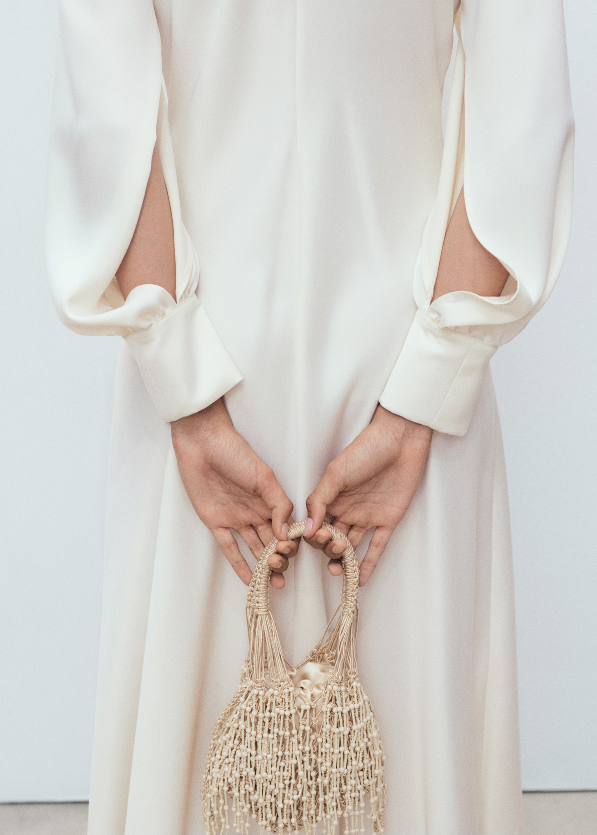 Satin dress with slit sleeves - Details of the article 6, Off White. Ref: 17021126-00.