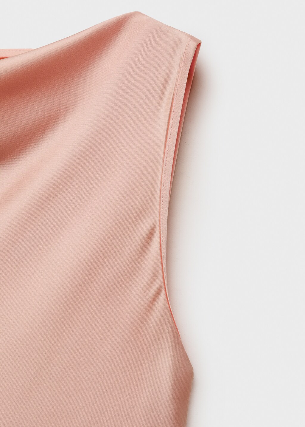 Combined dress with asymmetrical cut