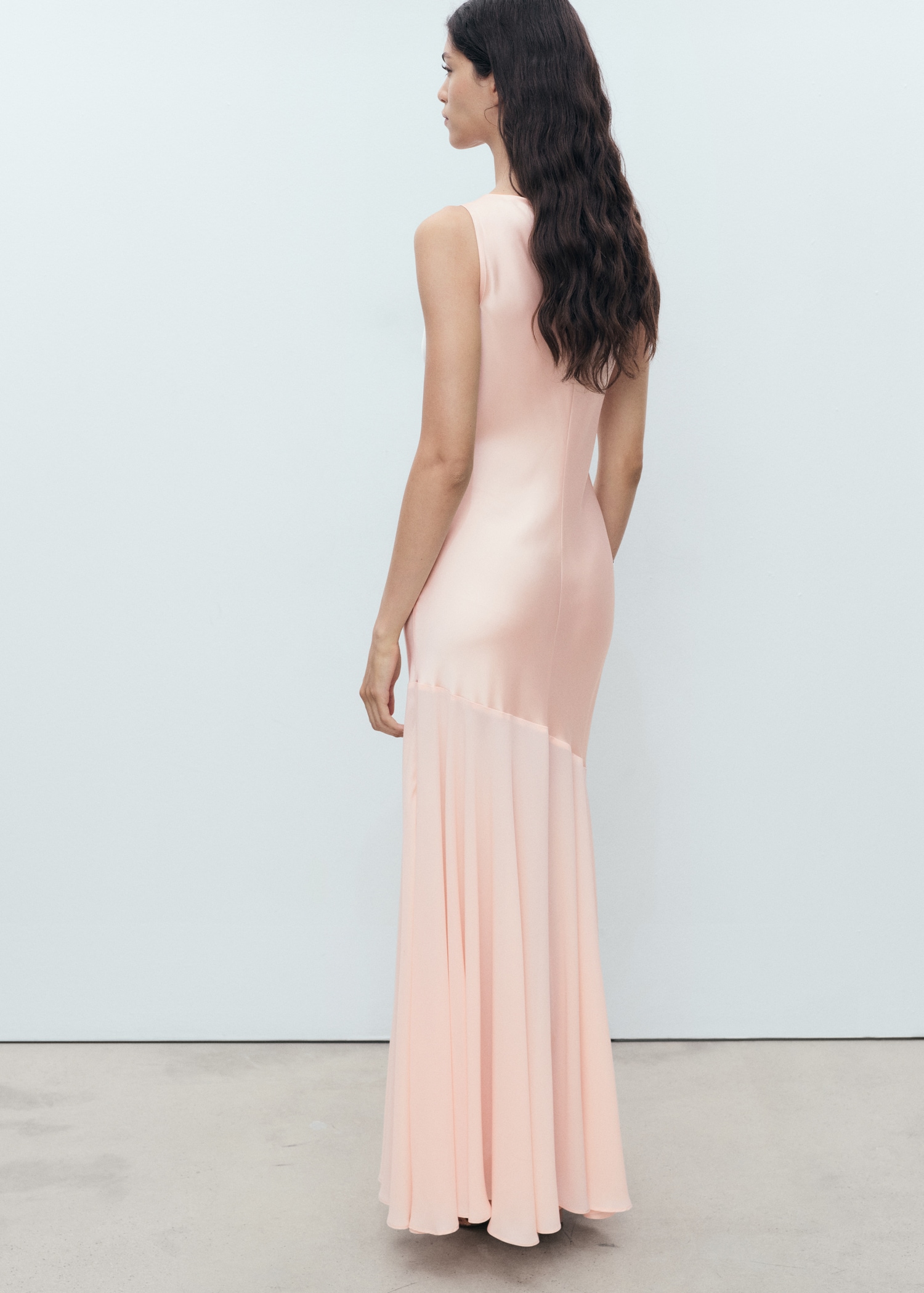 Robe combinée coupe asymétrique - Verso de l’article