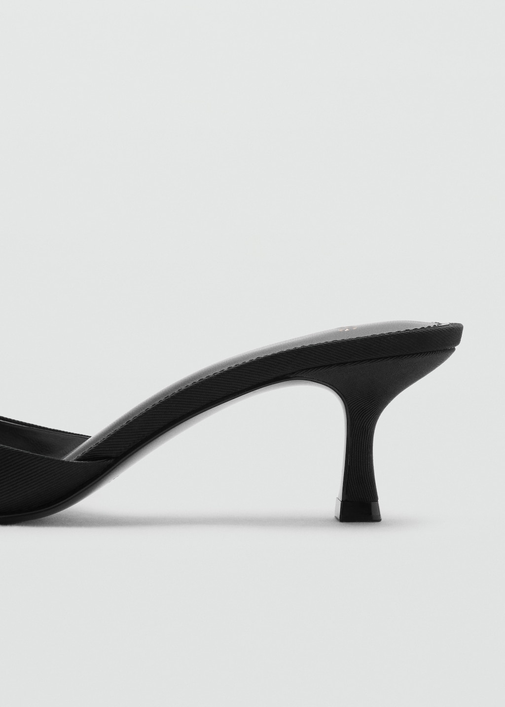 Kitten-heel sandals with strap - image 3