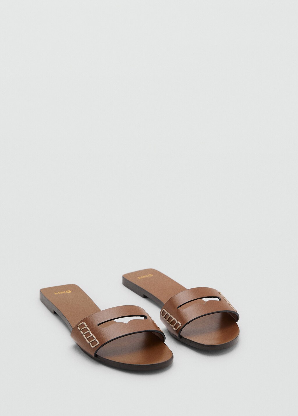 Leather sandals with a wide strap - image 5