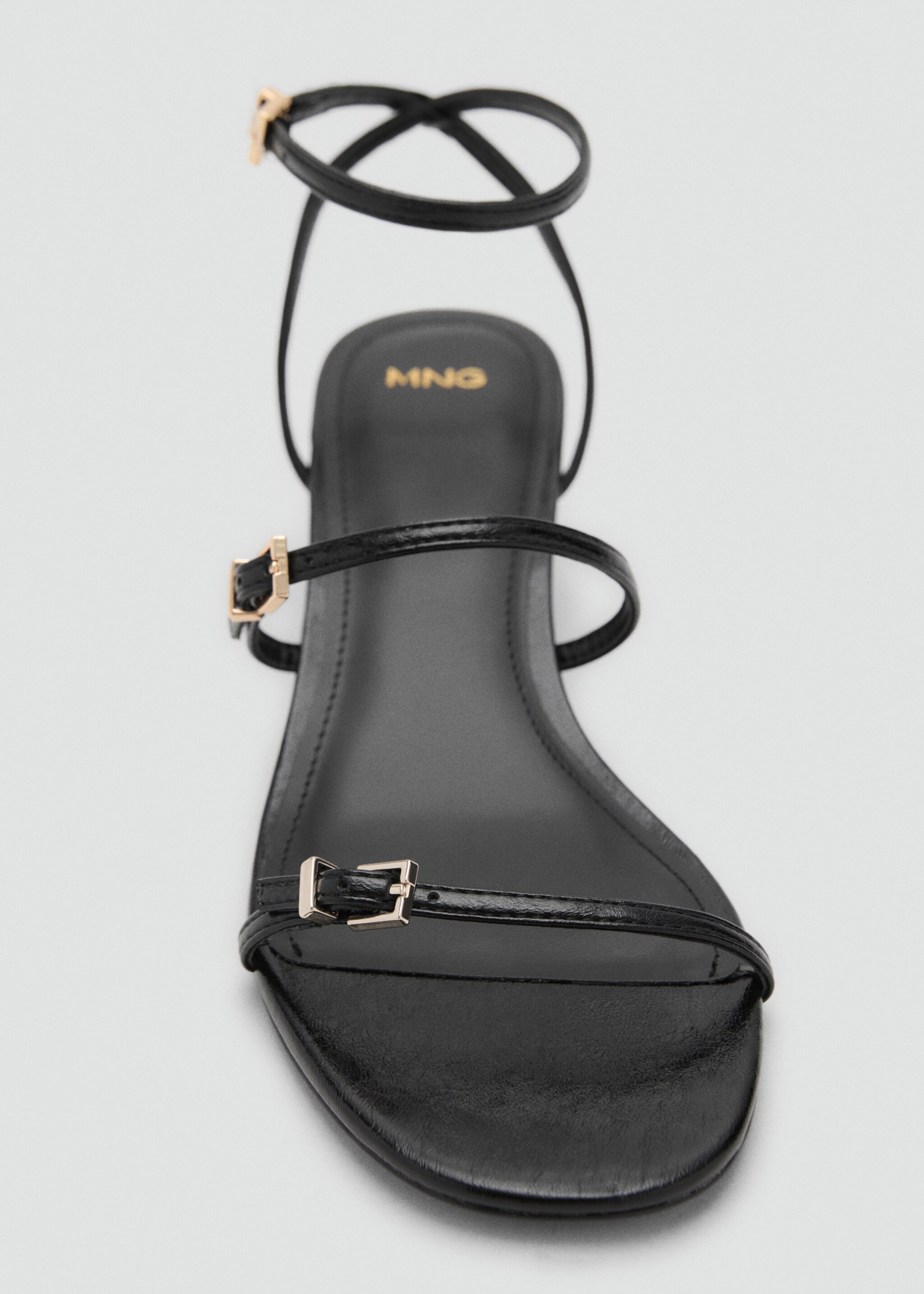 Kitten-heel sandals with buckle - Details of the article 2, Black. Ref: 17021148-00.