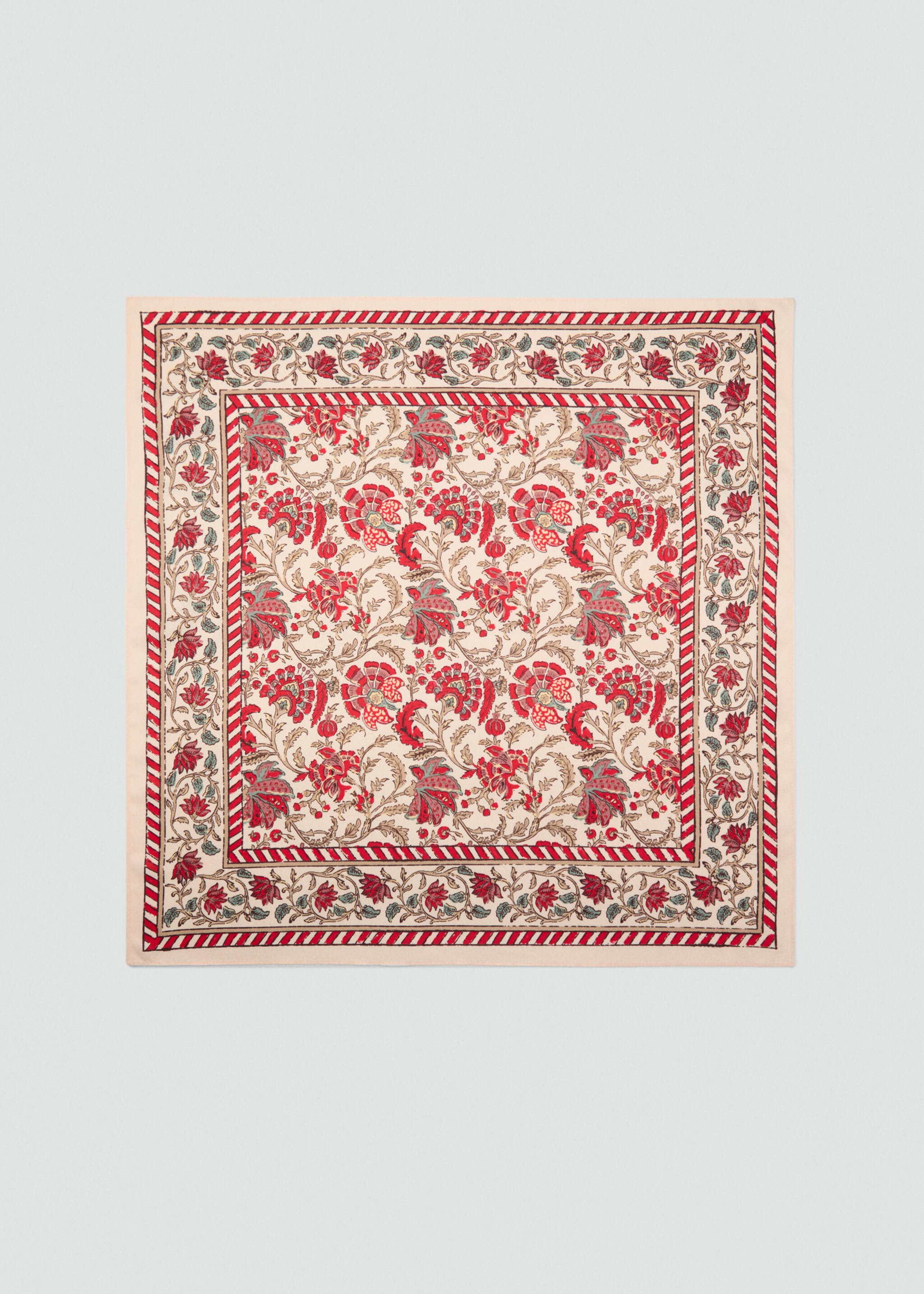 Tuch mit Blumenprint - Artikel ohne Model
