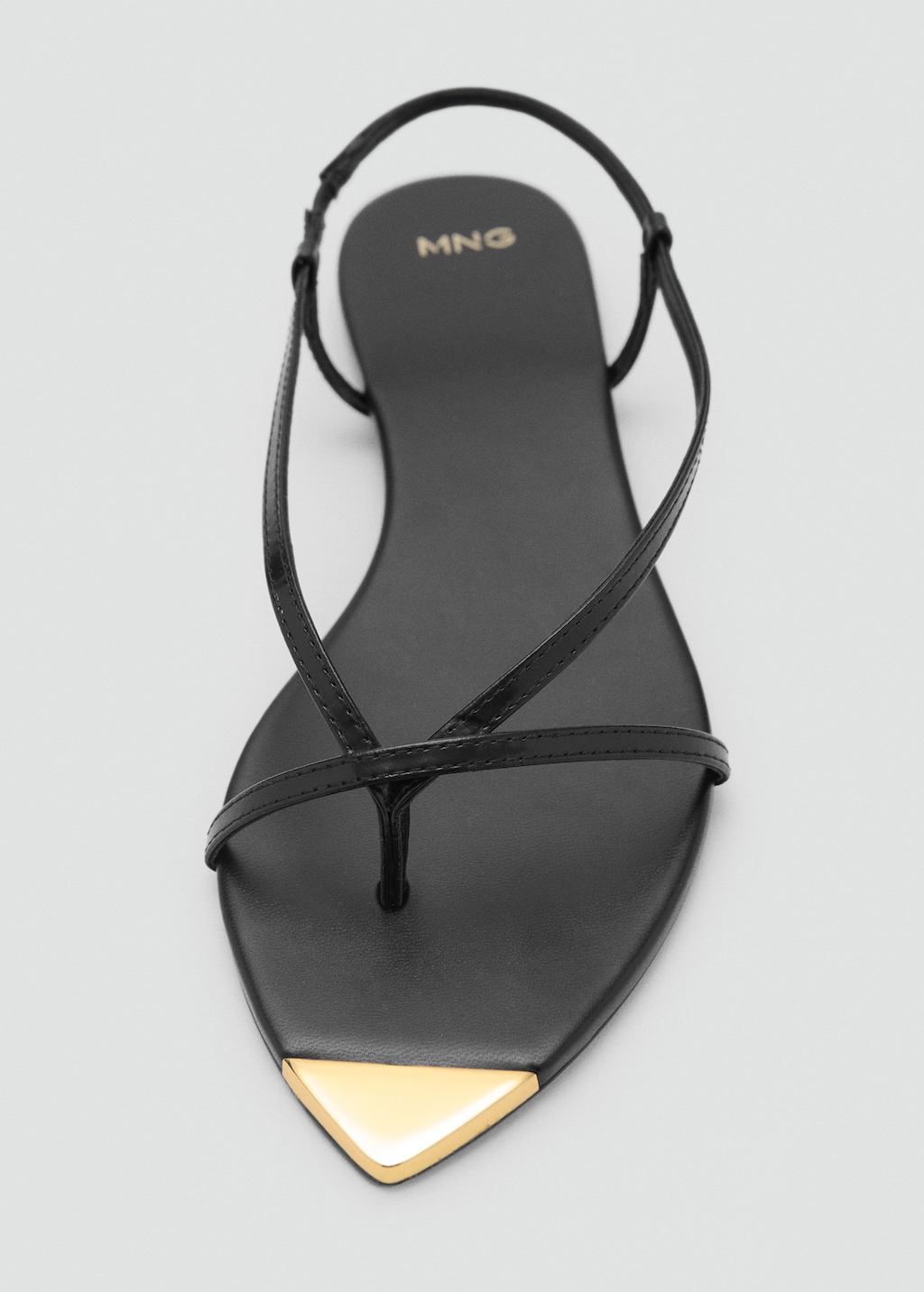 Leather sandals with strap and contrasting toe