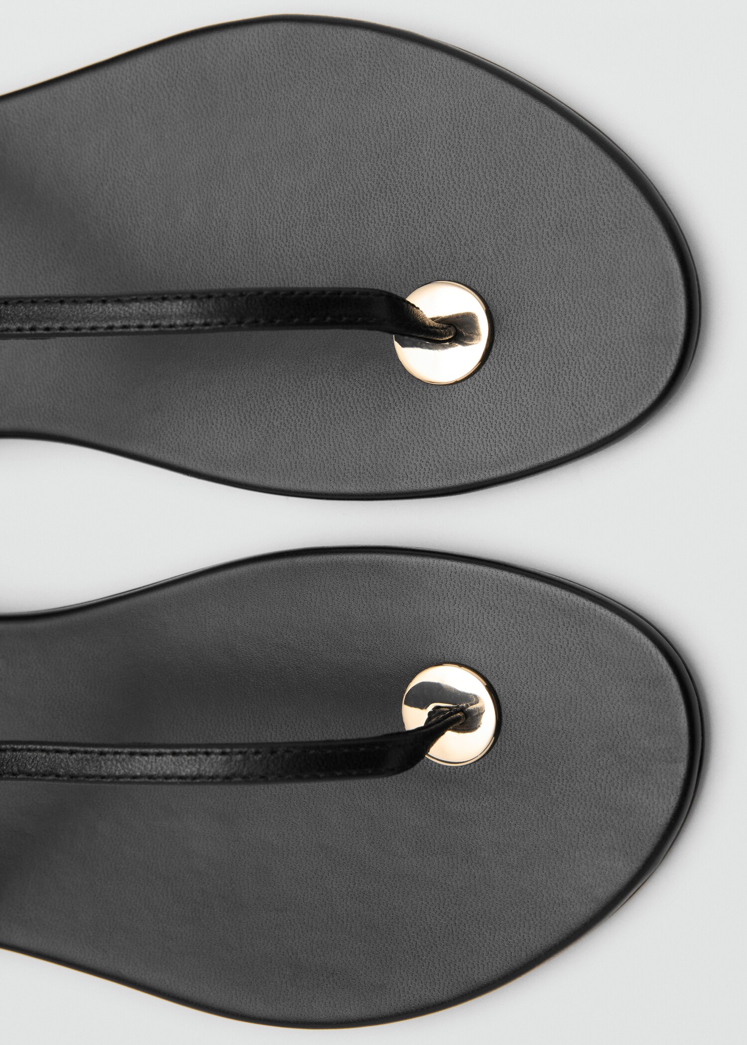 Leather sandals with metallic detail - Details of the article 2