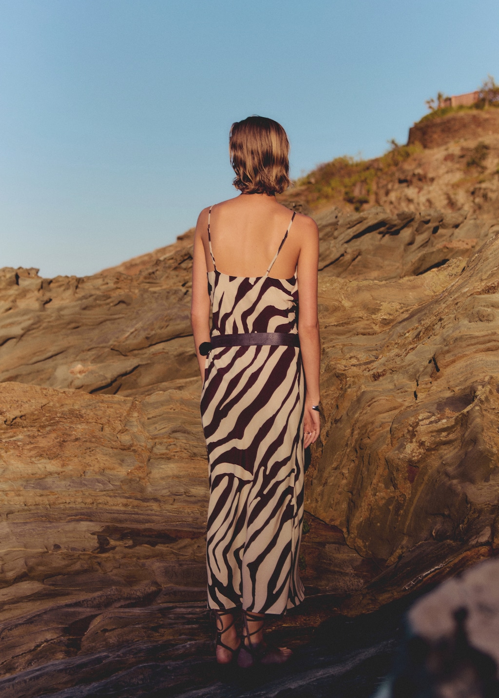 Zebra-print dress with draped neckline - Women | MANGO Hong