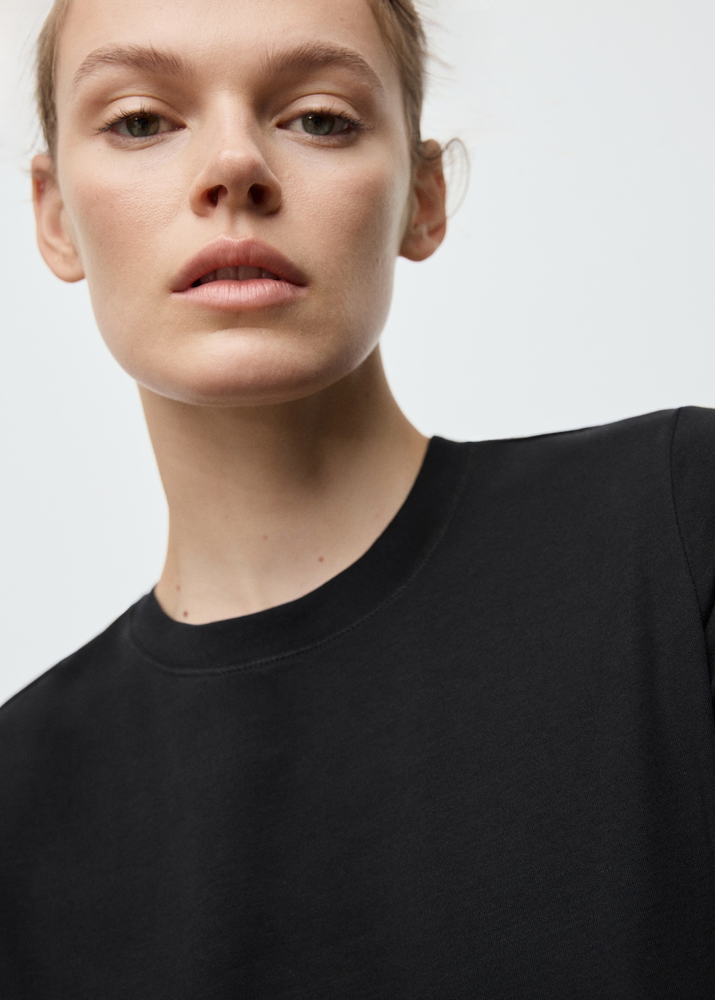 Cotton short-sleeved t-shirt