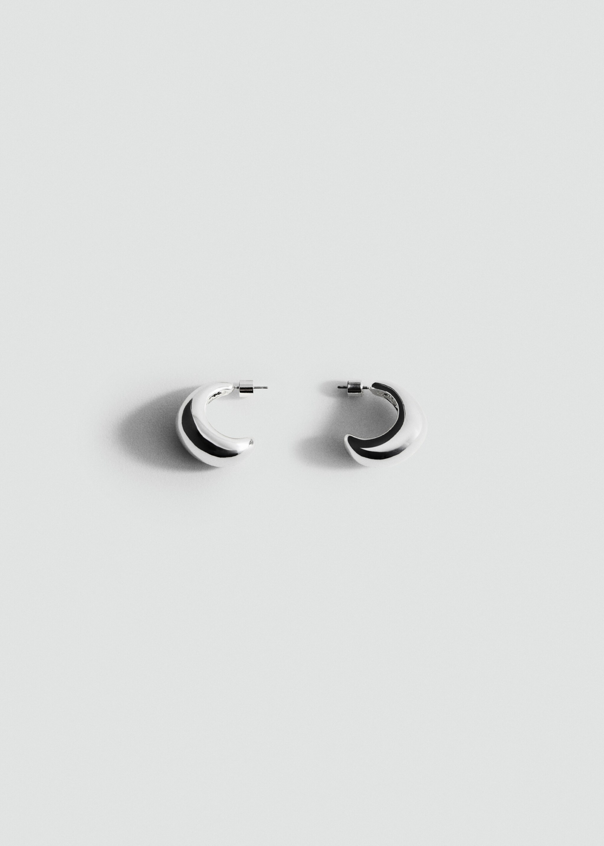 Volume hoop earrings - Article without model
