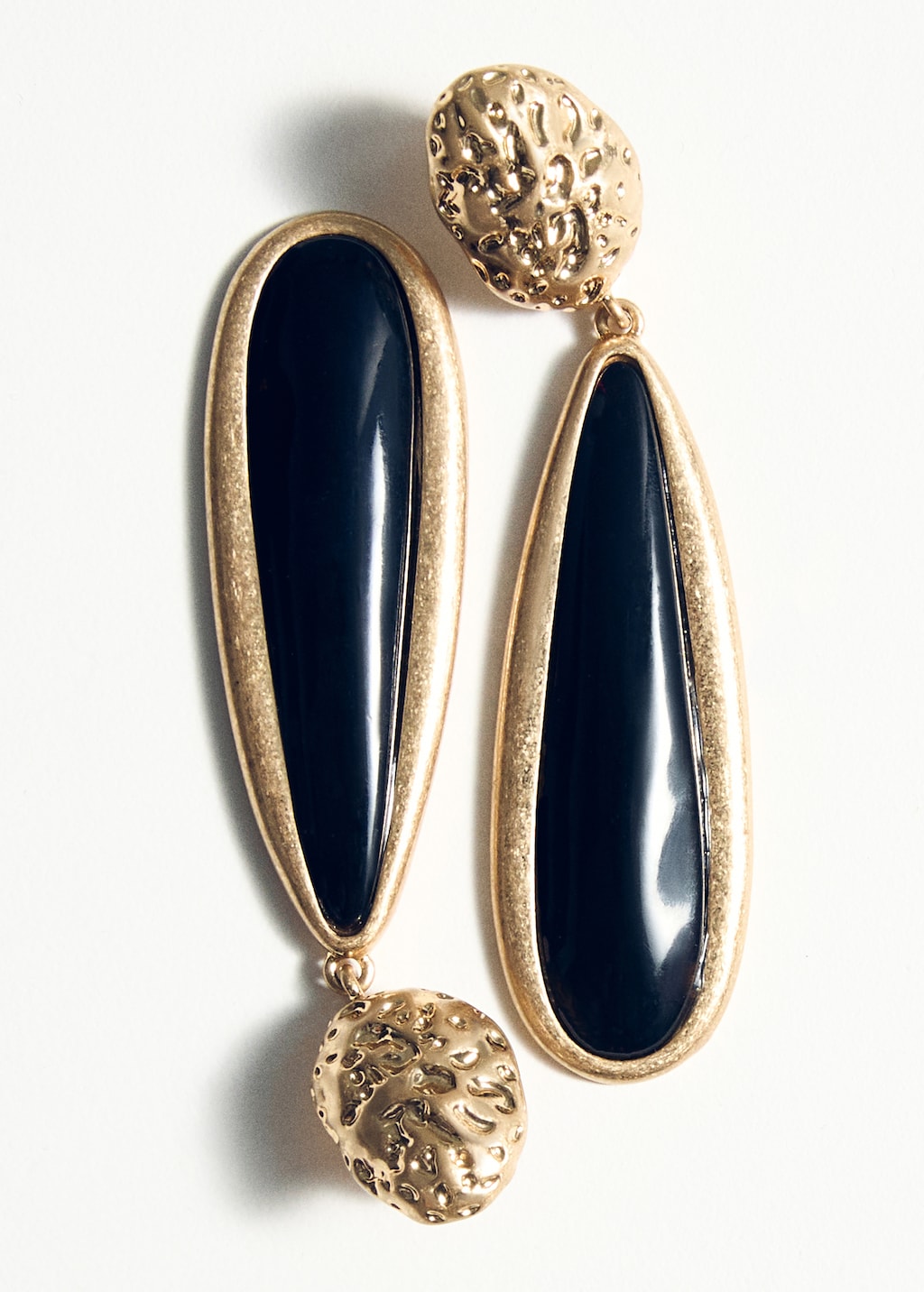 Resin pendant earrings - Women | MANGO USA