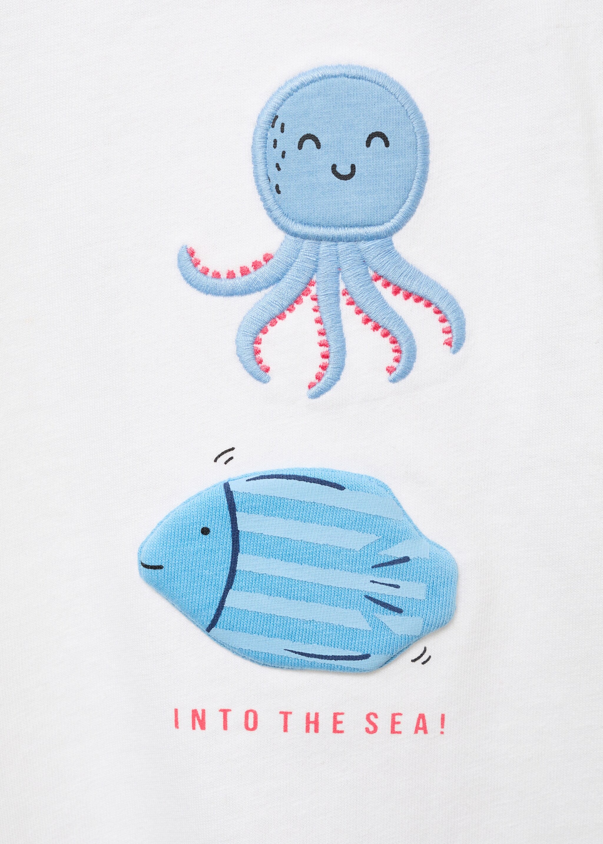 Embossed design T-shirt - Details of the article 8