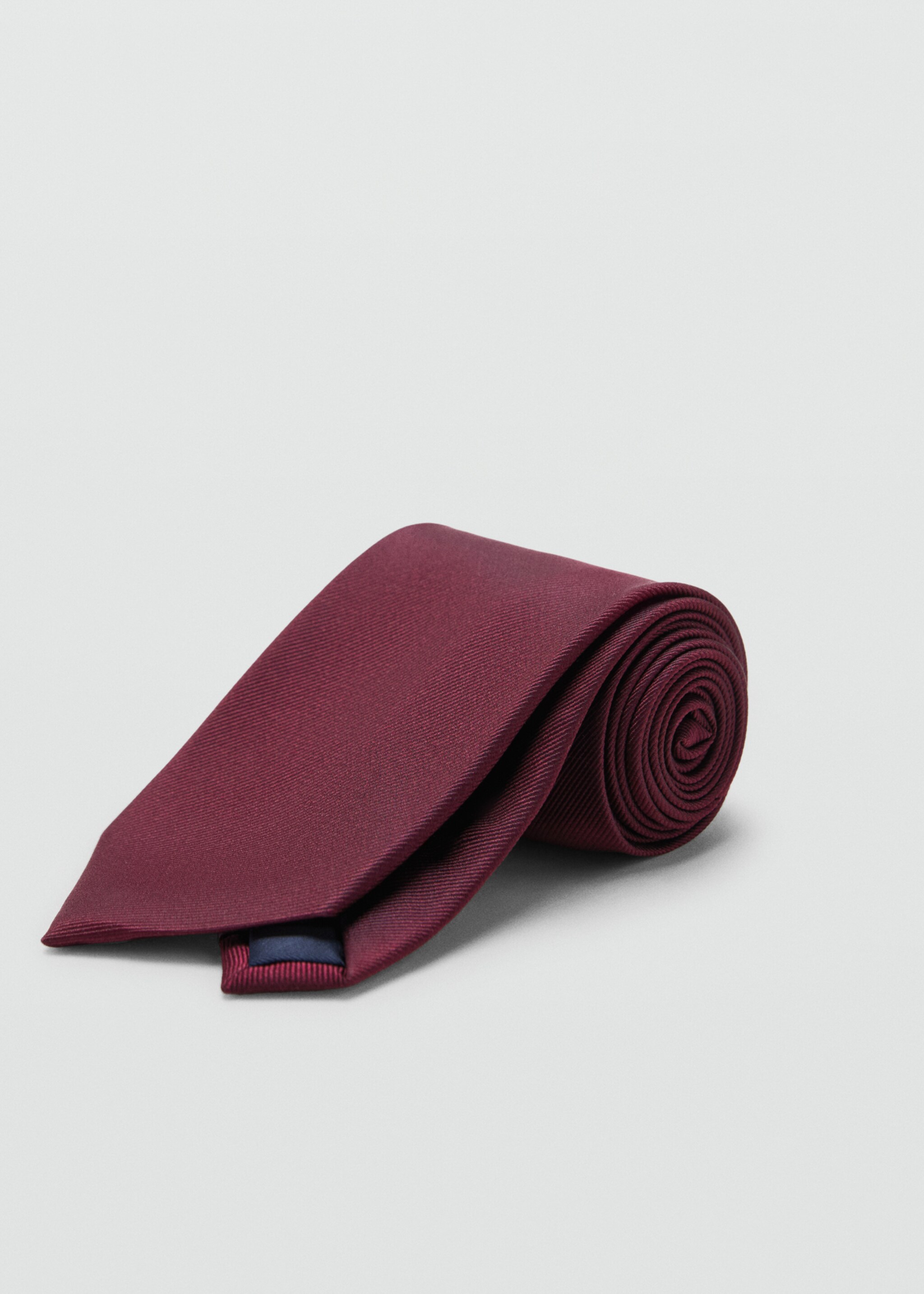Cravate basic8 - Plan moyen