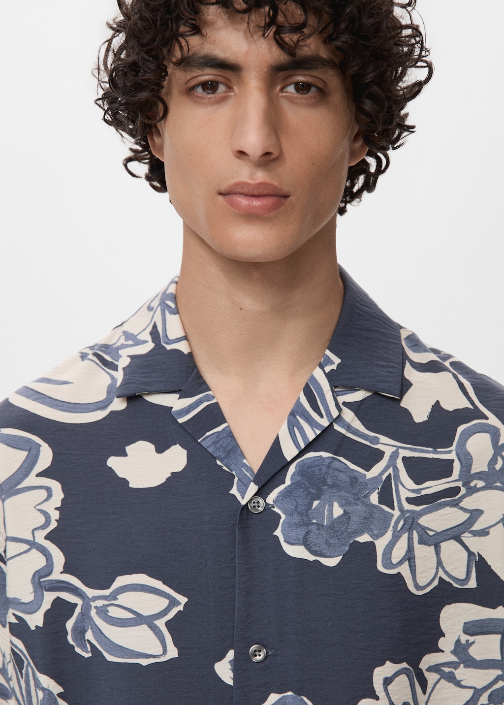 Wrinkled-effect floral shirt