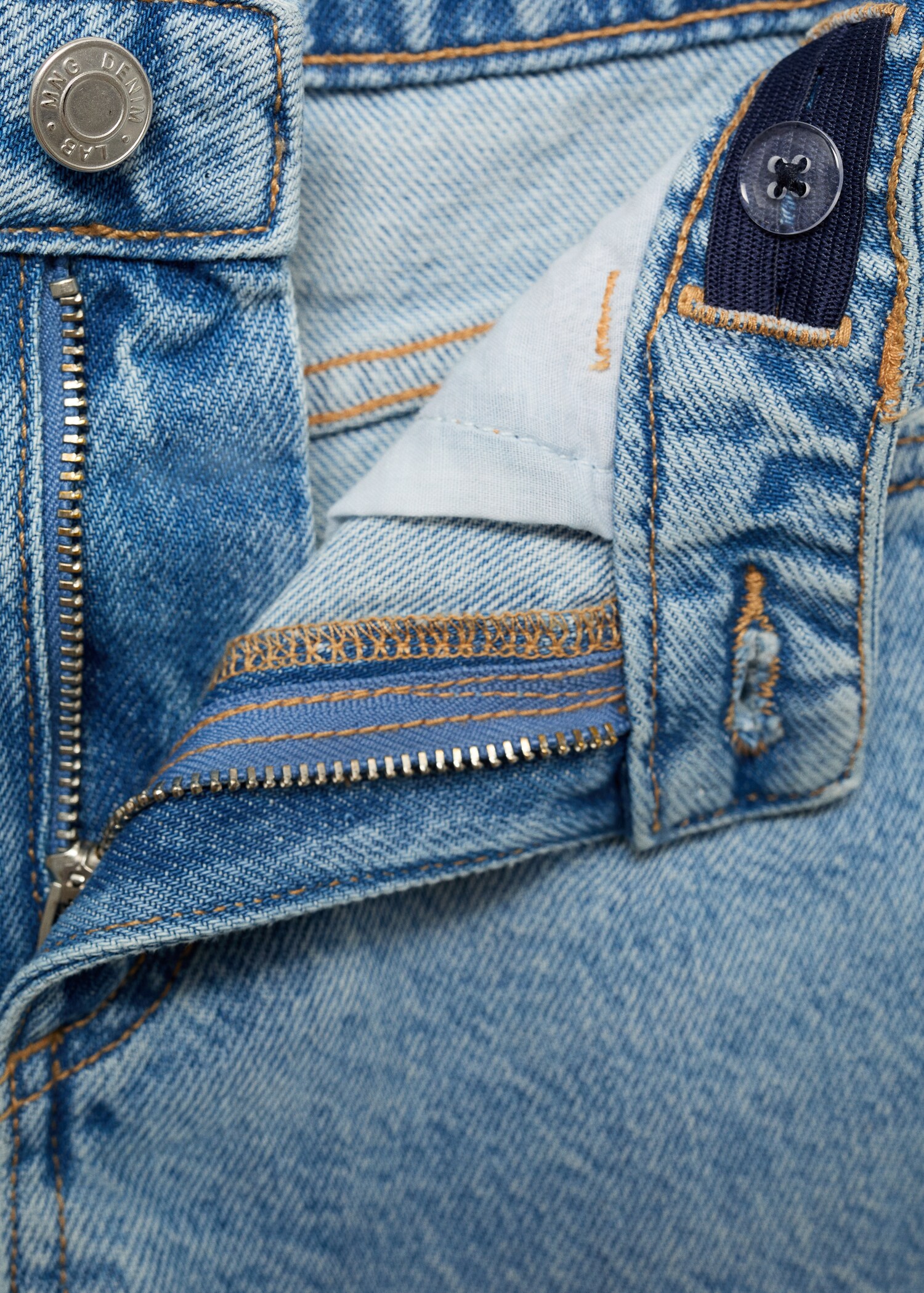 Wideleg-Jeans mit ausgefranstem Saum - Detail des Artikels 8