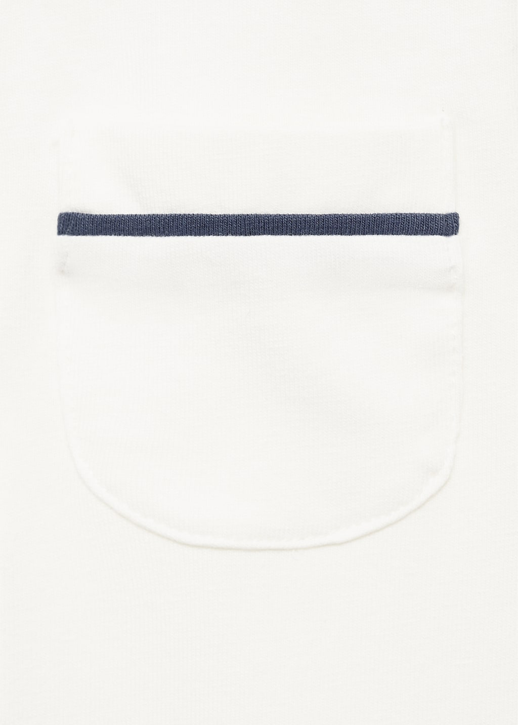 Baby-neck pajamas with pocket