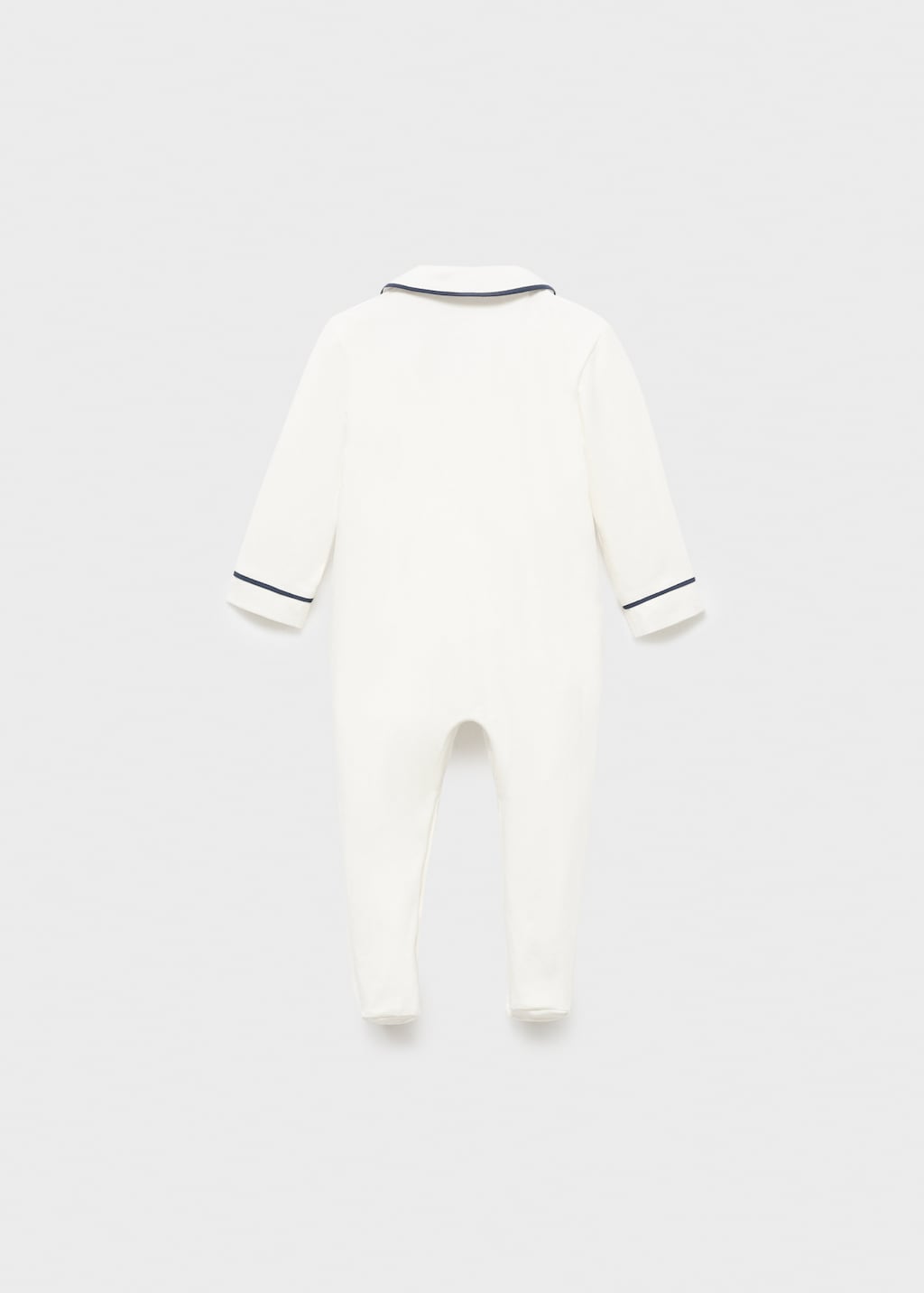 Baby-neck pajamas with pocket