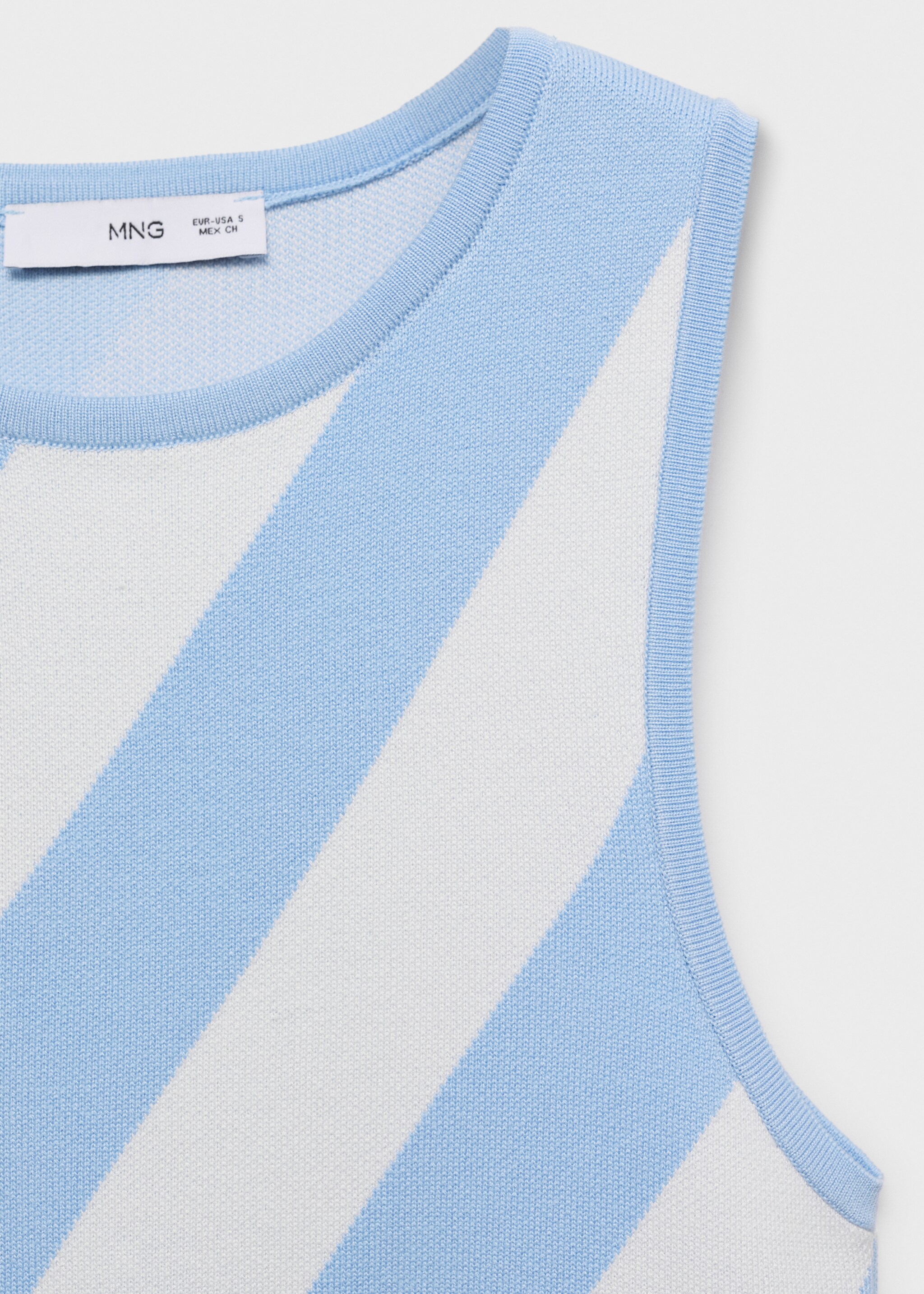 Short knitted dress - Details of the article 8