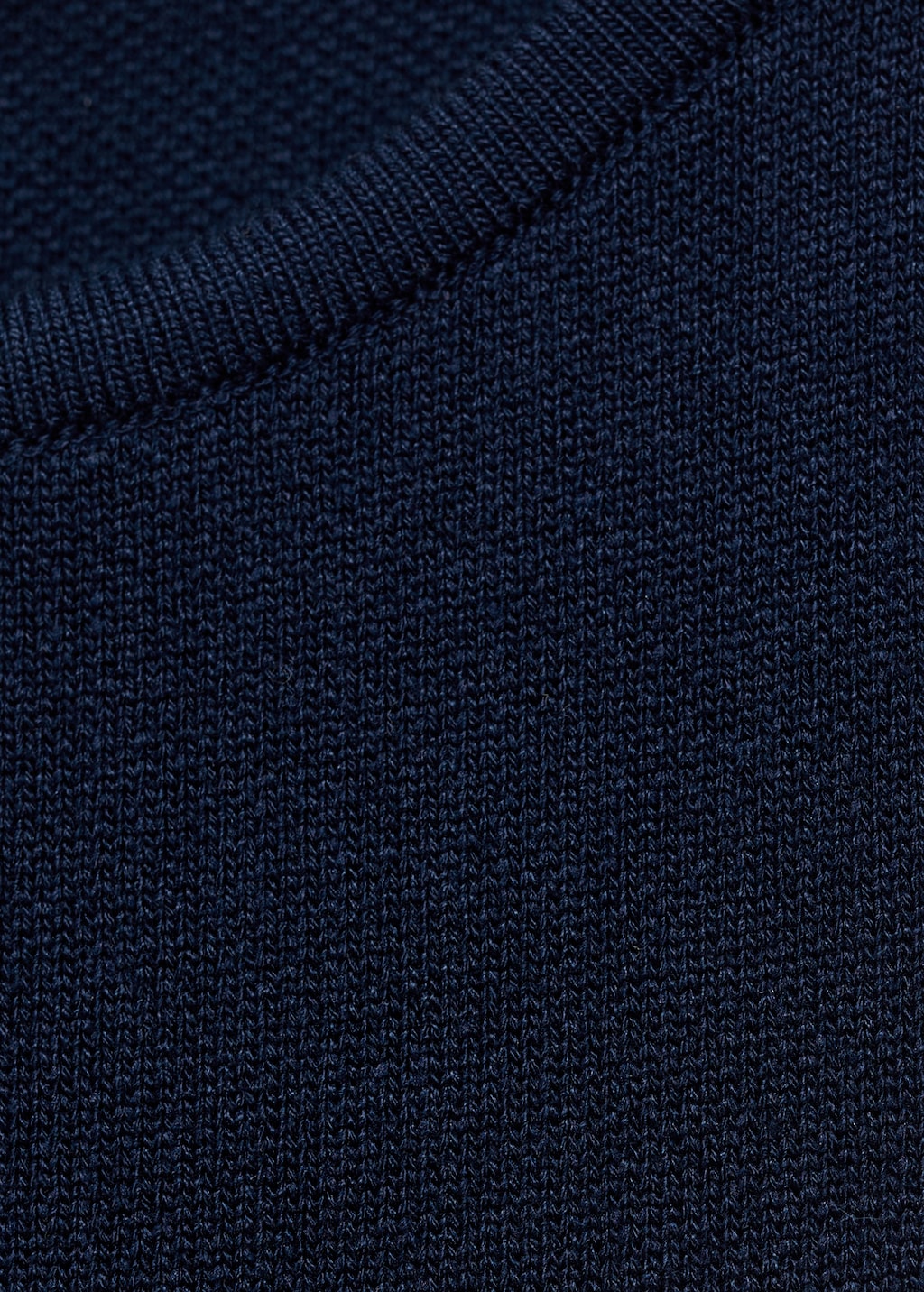 Knitted dress with straps