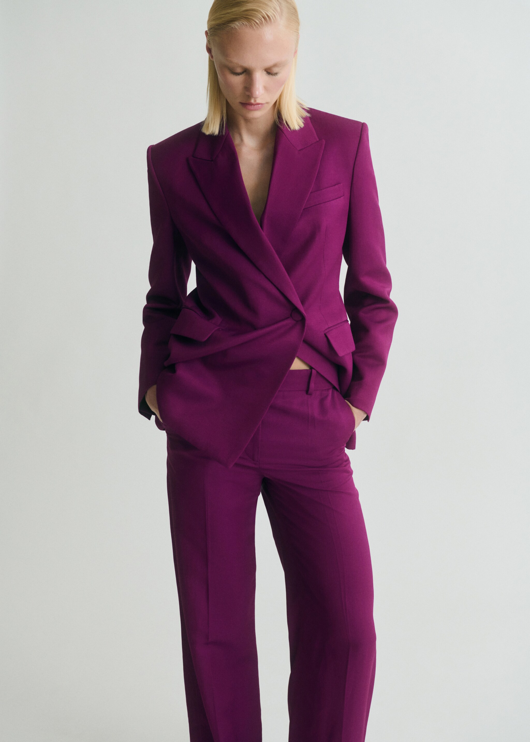 Straight-fit suit trousers - Details of the article 1