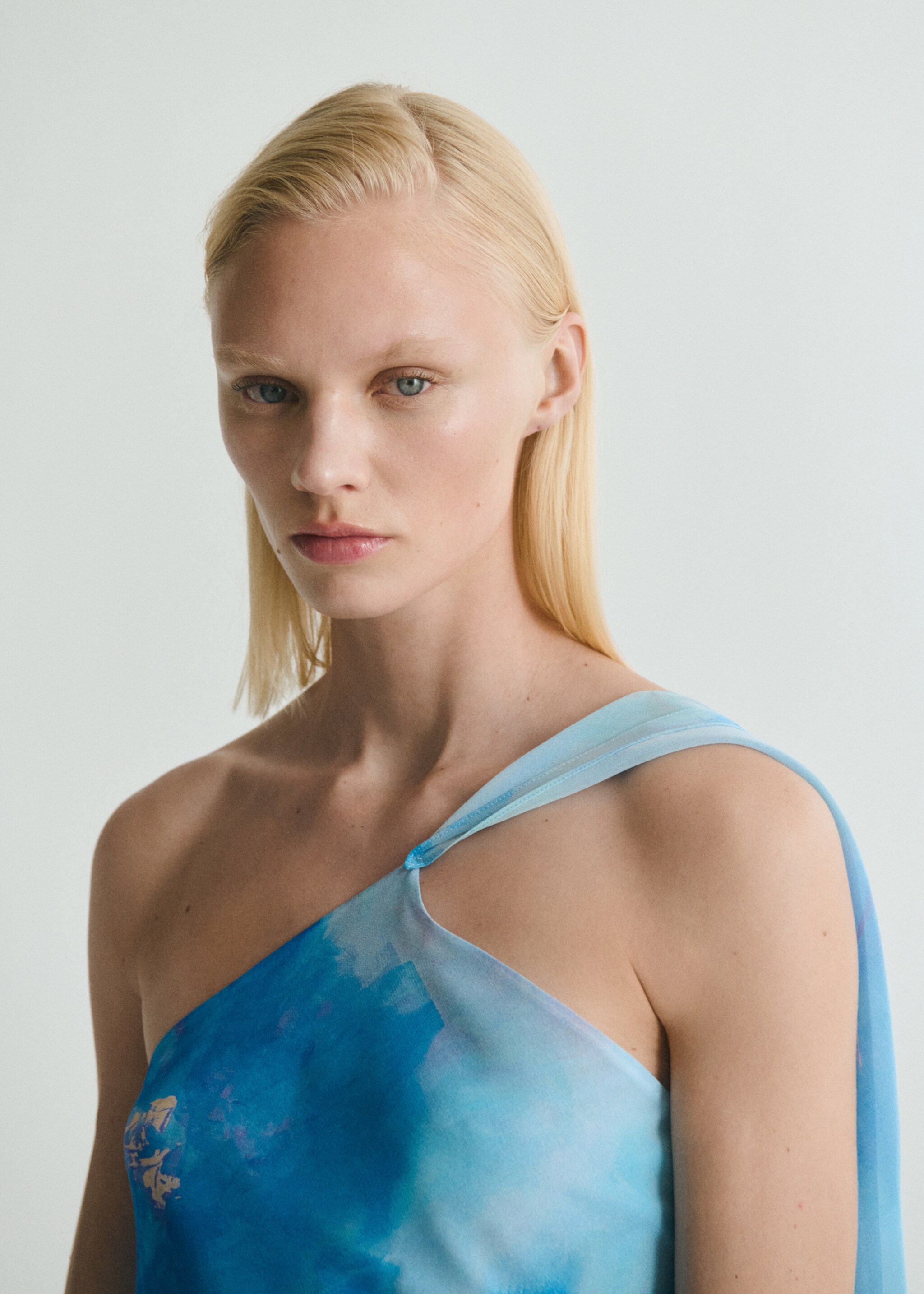 Asymmetrical floral scarf dress - Details of the article 1