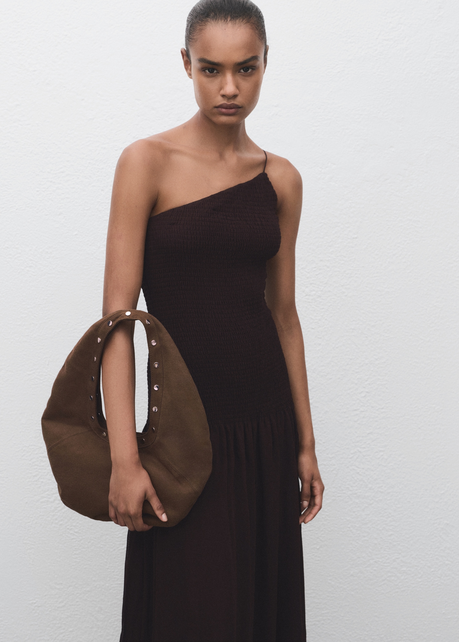 Asymmetrical dress with gathered body - Women | MANGO USA