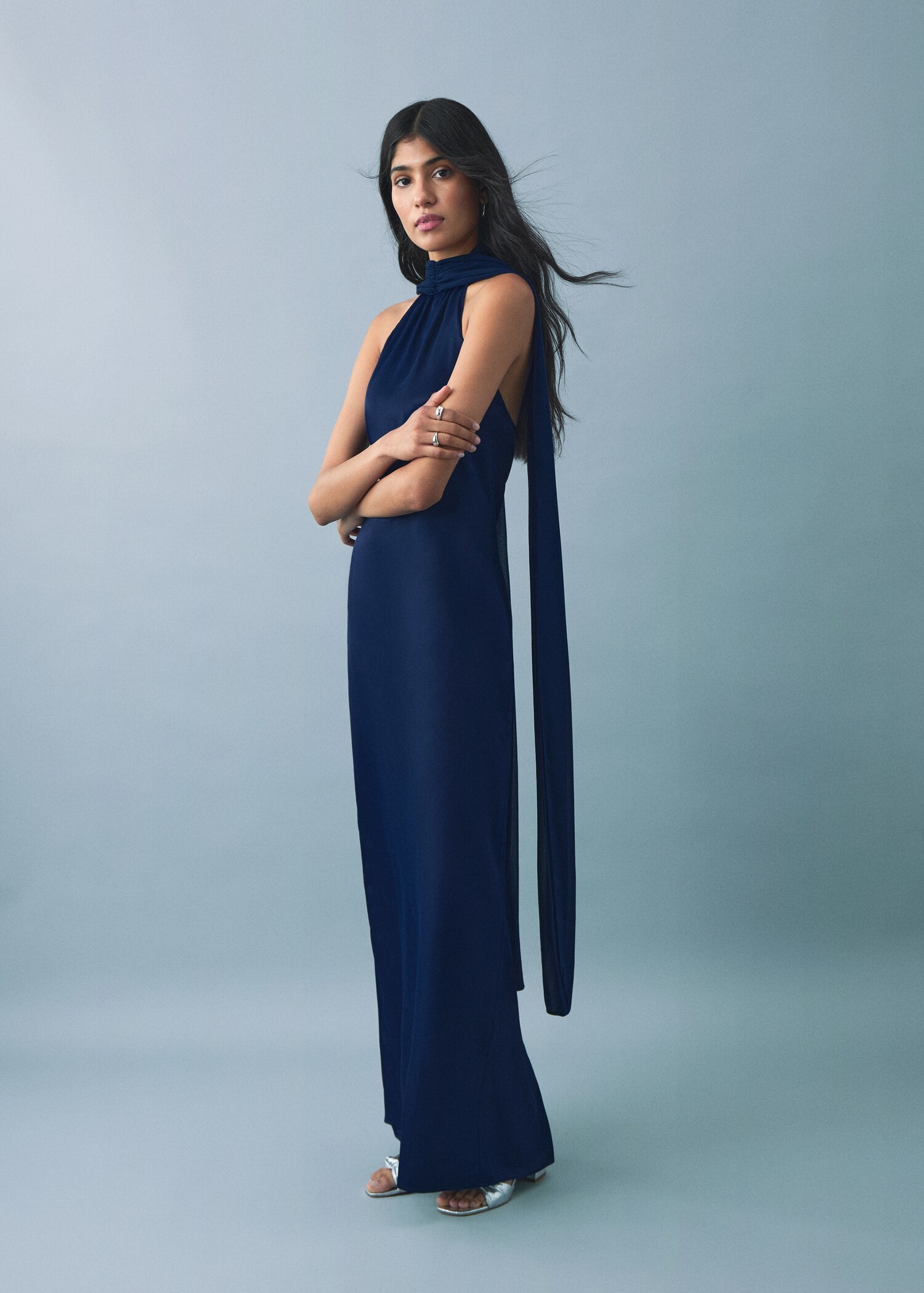 Satin halter neck dress - Details of the article 2