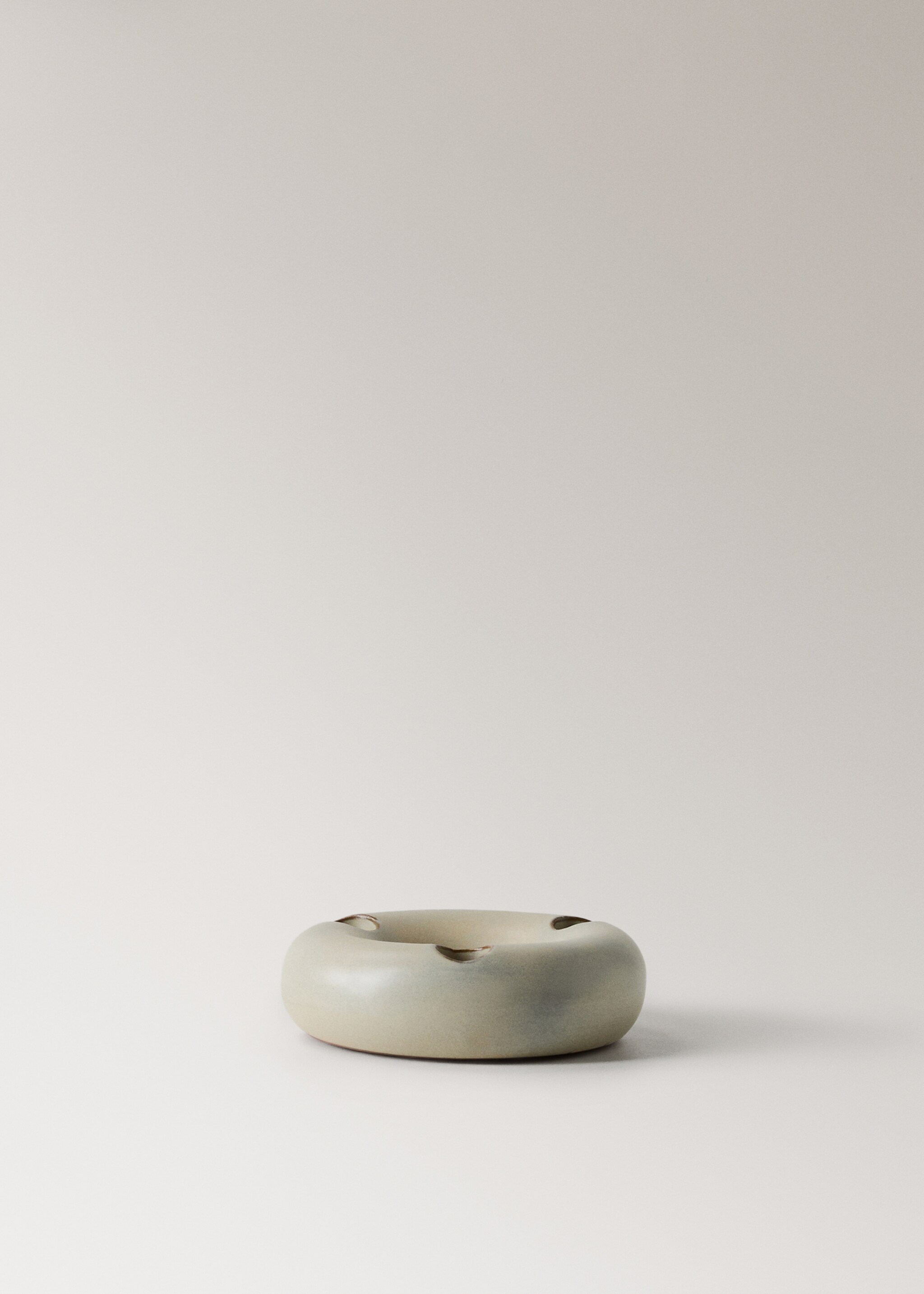 Bougeoir rond en grès - Article sans modèle, Blanc. Ref: 17021533-00.