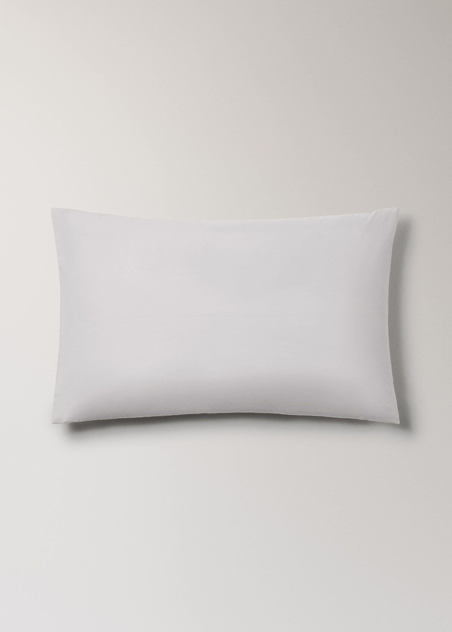 Zwei Kissenbezüge aus Baumwoll-Perkal, 50 x 75 cm - Artikel ohne Model