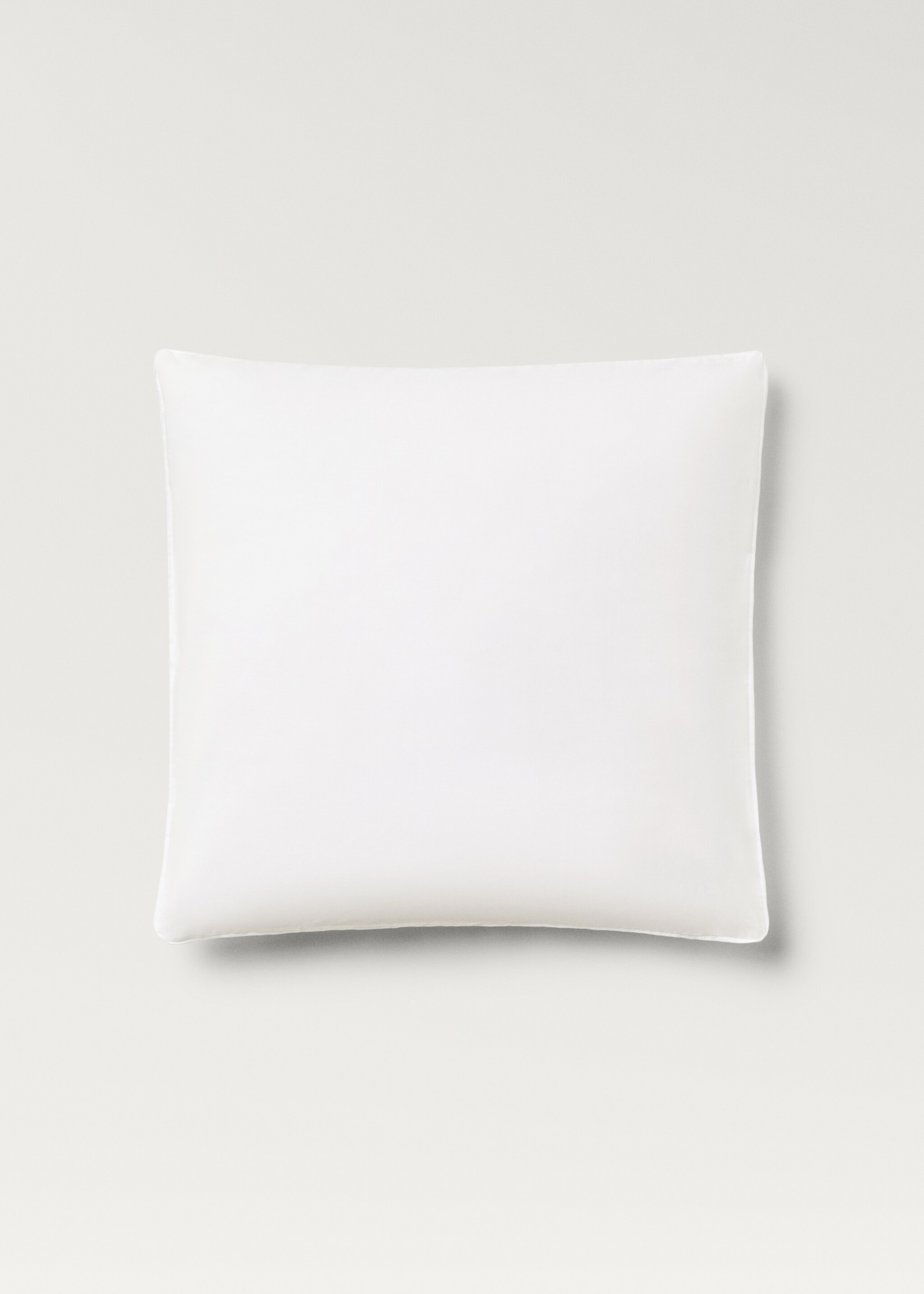 Two 300-thread percale cotton pillowcases 60x60 cm - Article without model, Ecru. Ref: 17021558-00.