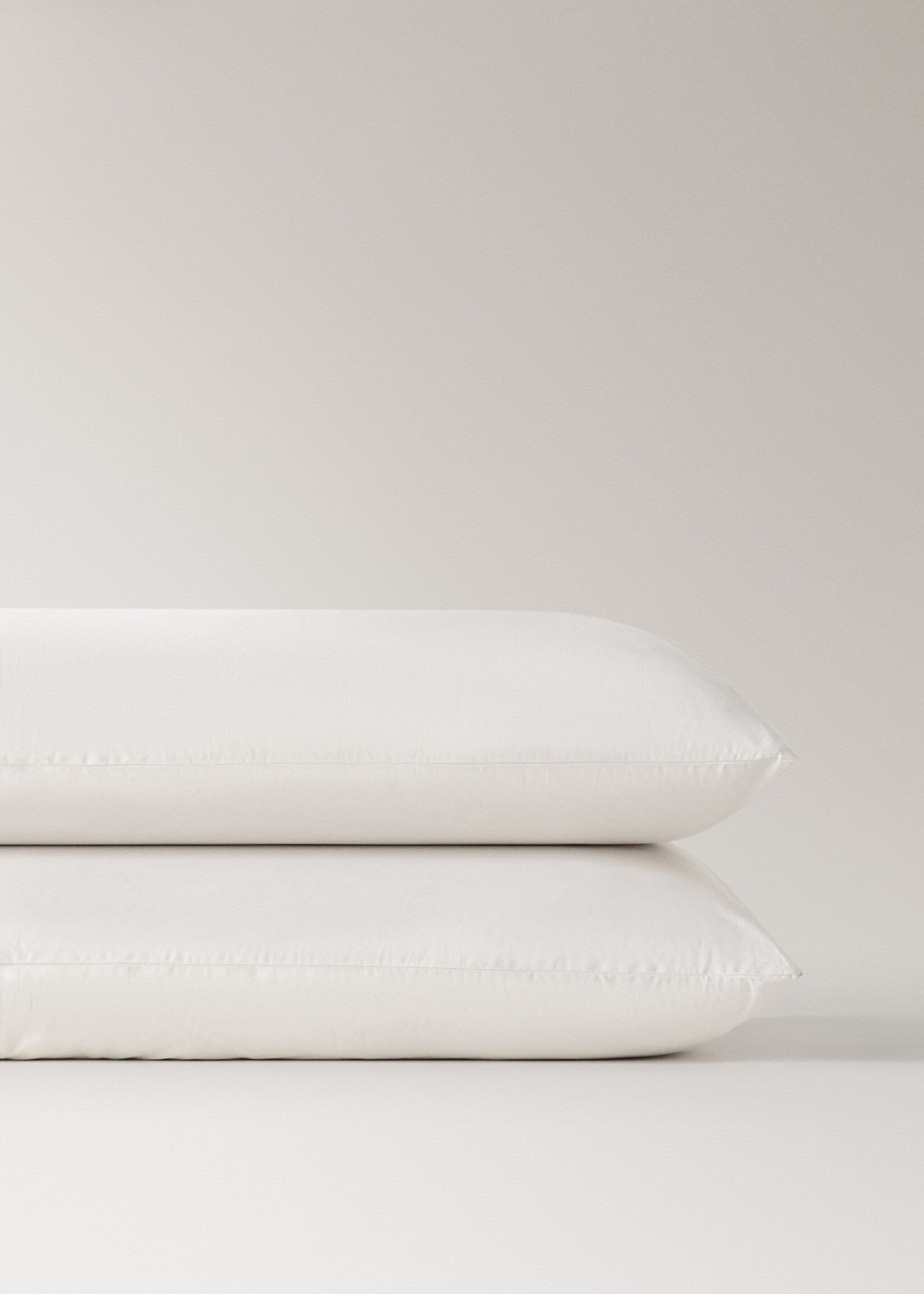 Deux taies d'oreiller percale de coton 300 fils 50x75 cm - Détail de l'article 1, Ivoire. Ref: 17021559-00.