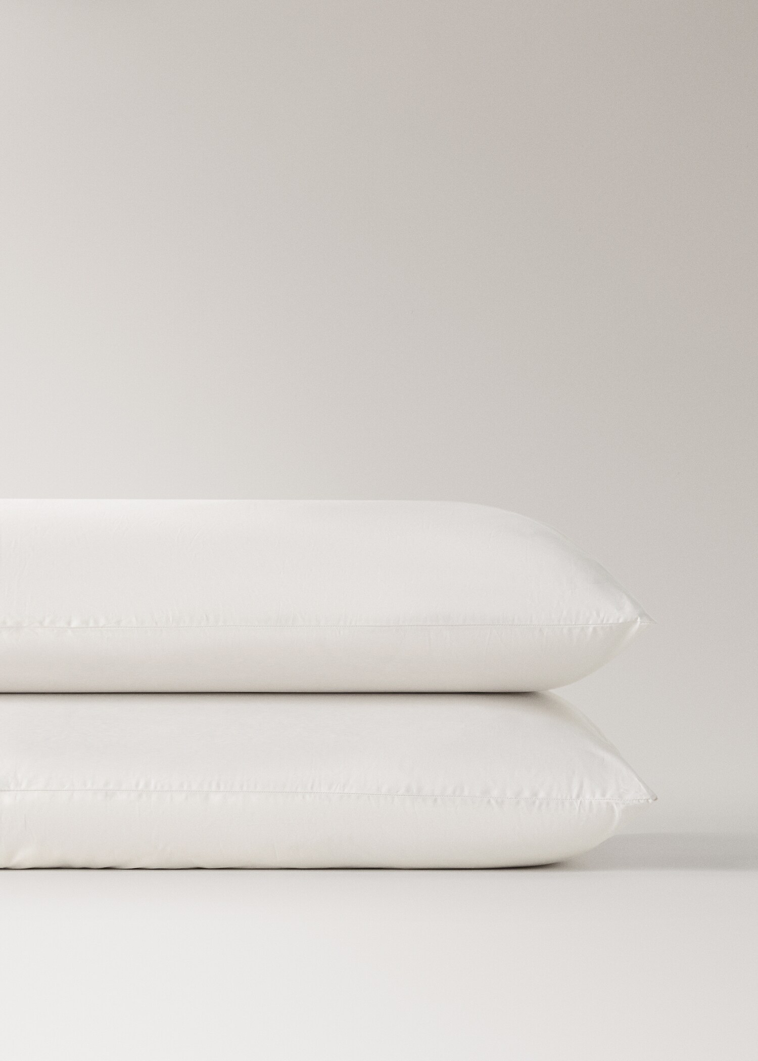 Two 300-thread count cotton percale pillowcases 50x75 cm - Details of the article 1