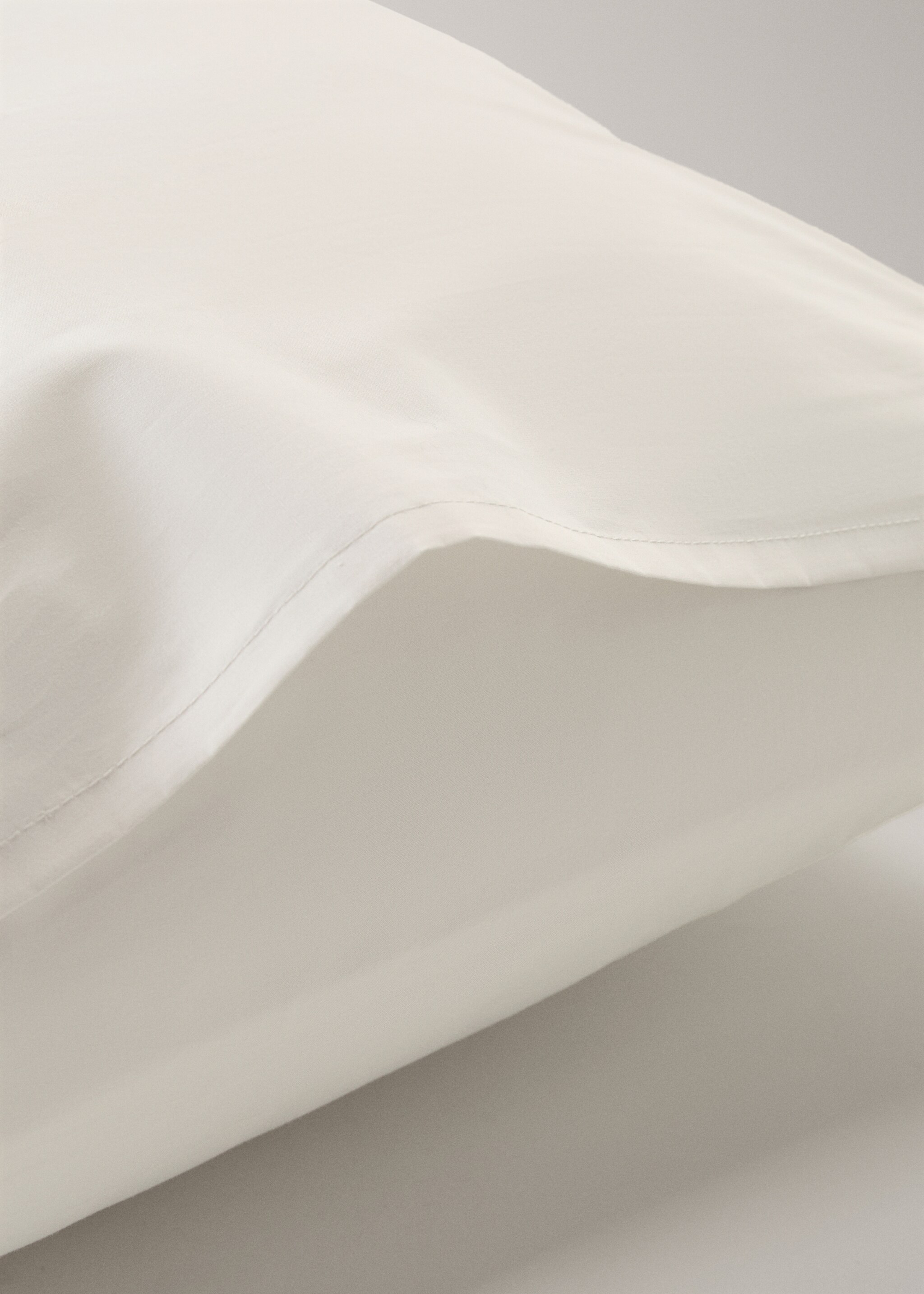 Deux taies d'oreiller percale de coton 300 fils 50x75 cm - Détail de l'article 3, Ivoire. Ref: 17021559-00.