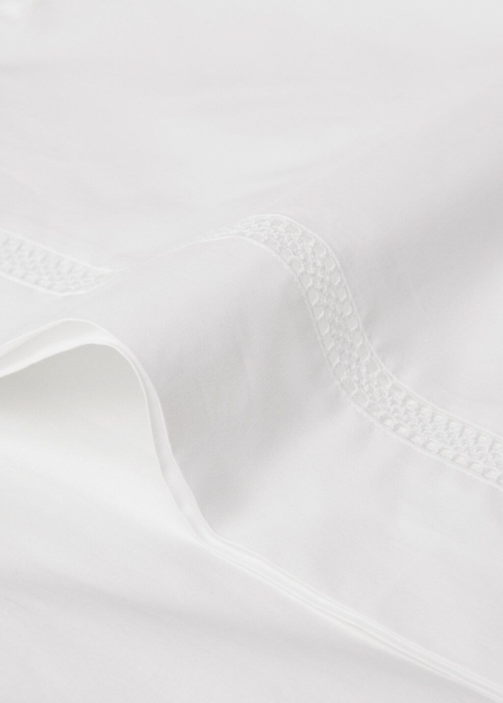 Cotton percale pillowcase with lace insert 45x110 cm