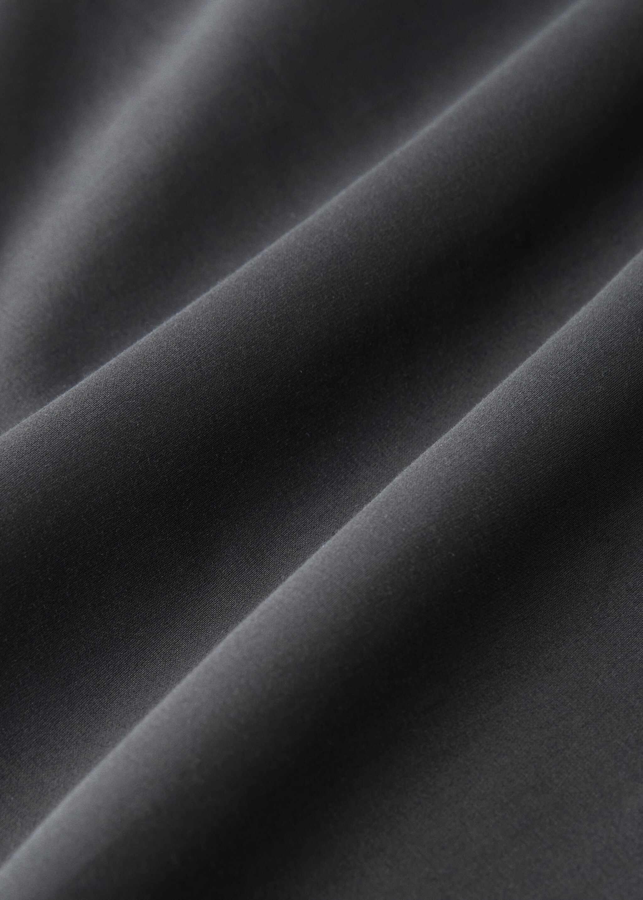 600-thread satin cotton top sheet for 180/200 cm bed - Details of the article 2, Dark Grey. Ref: 17021584-00.